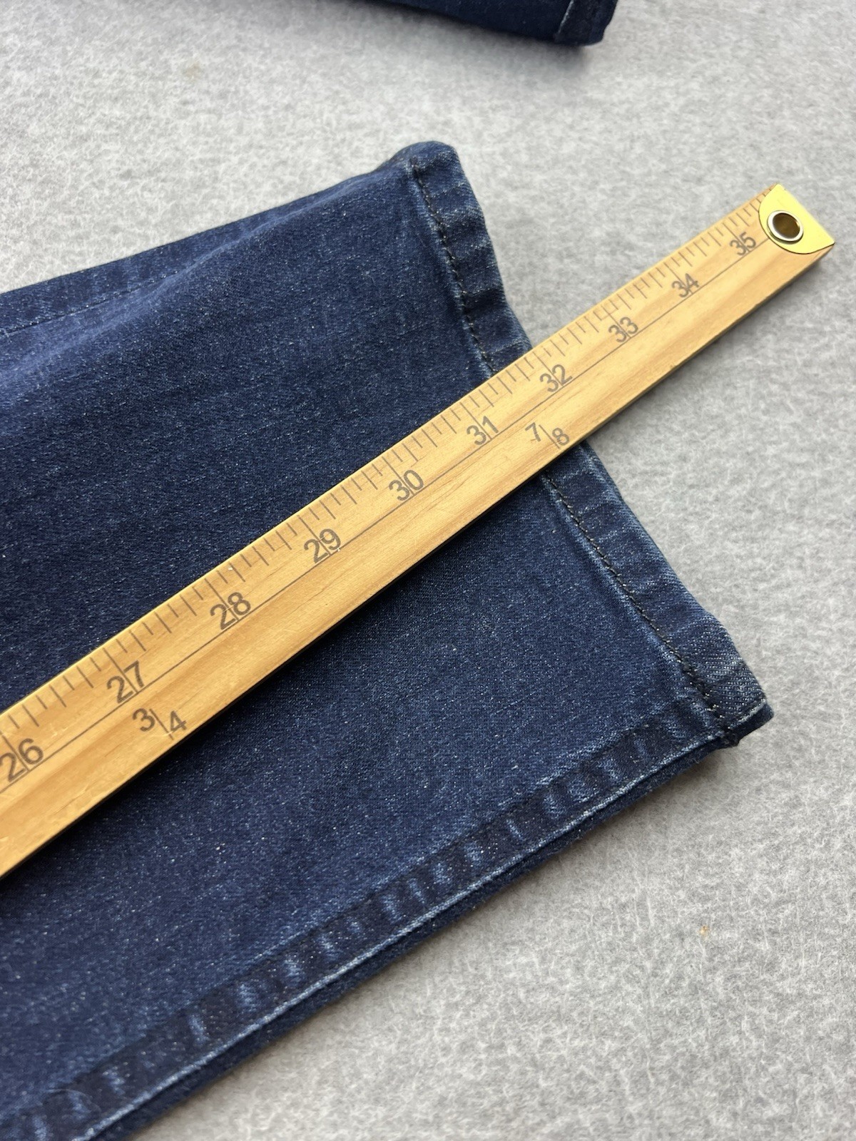Diesel Men’s Thommer Slim Fit Jeans W40 L32 ***(tag says 38) RE067 Dark Blue NWT