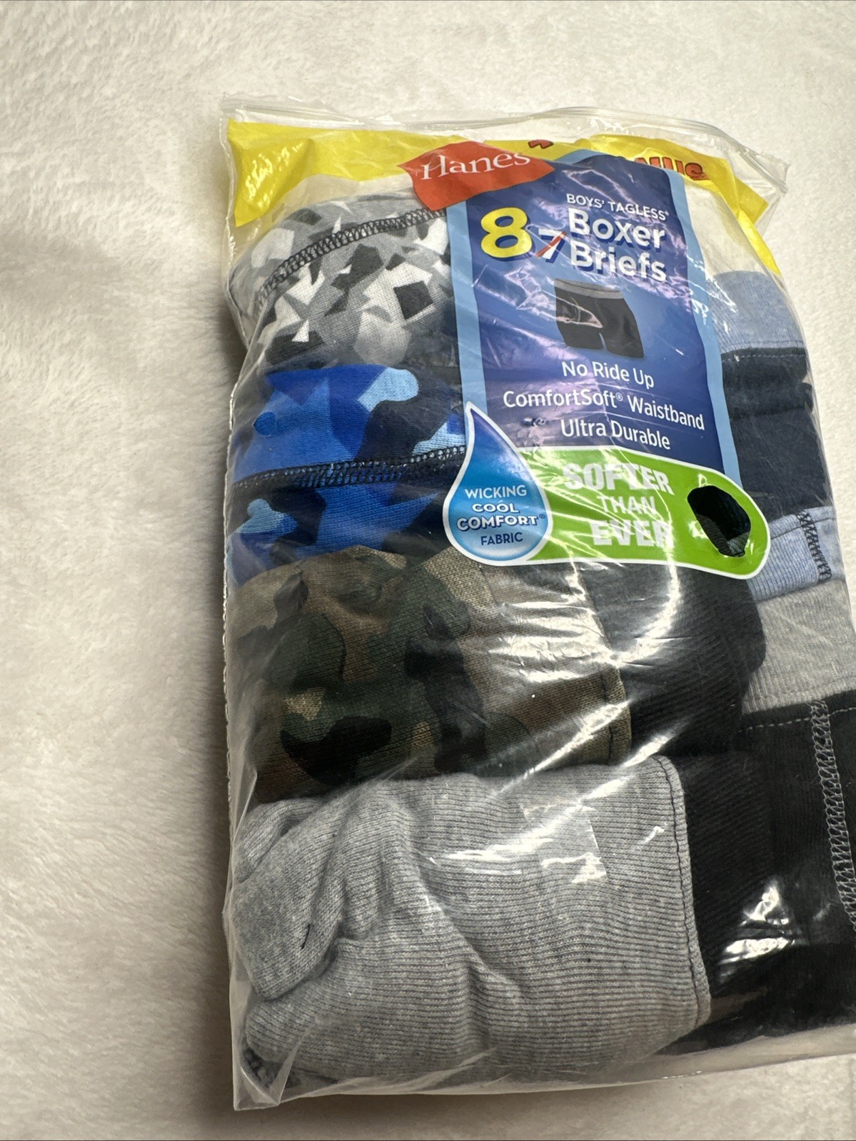 Hanes Boys XL Tagless Boxer Briefs Solid Colors 7 Count