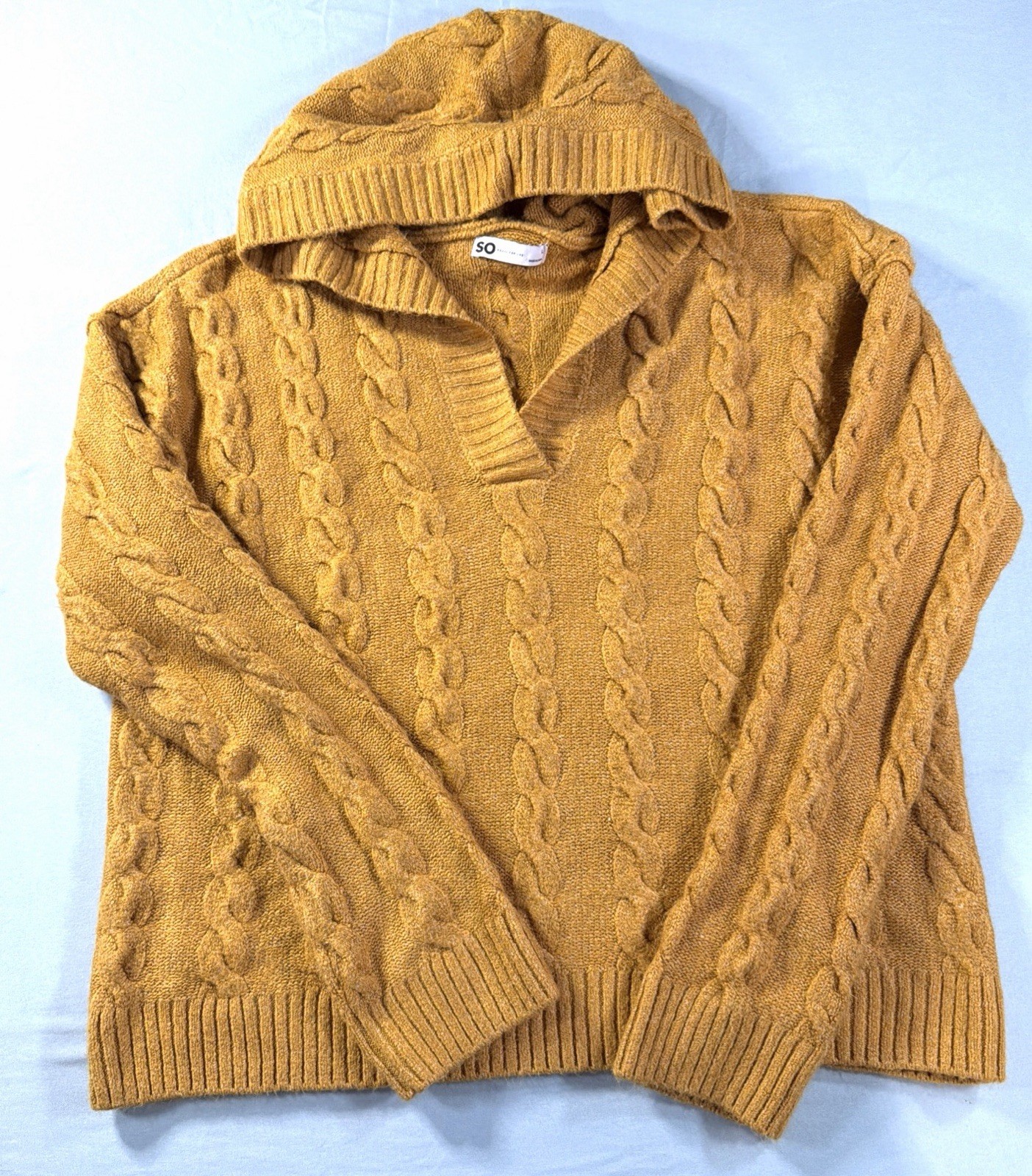 SO Womens Large Gold Cable Knit V-Neck Hooded Sweater Pullover Size Large