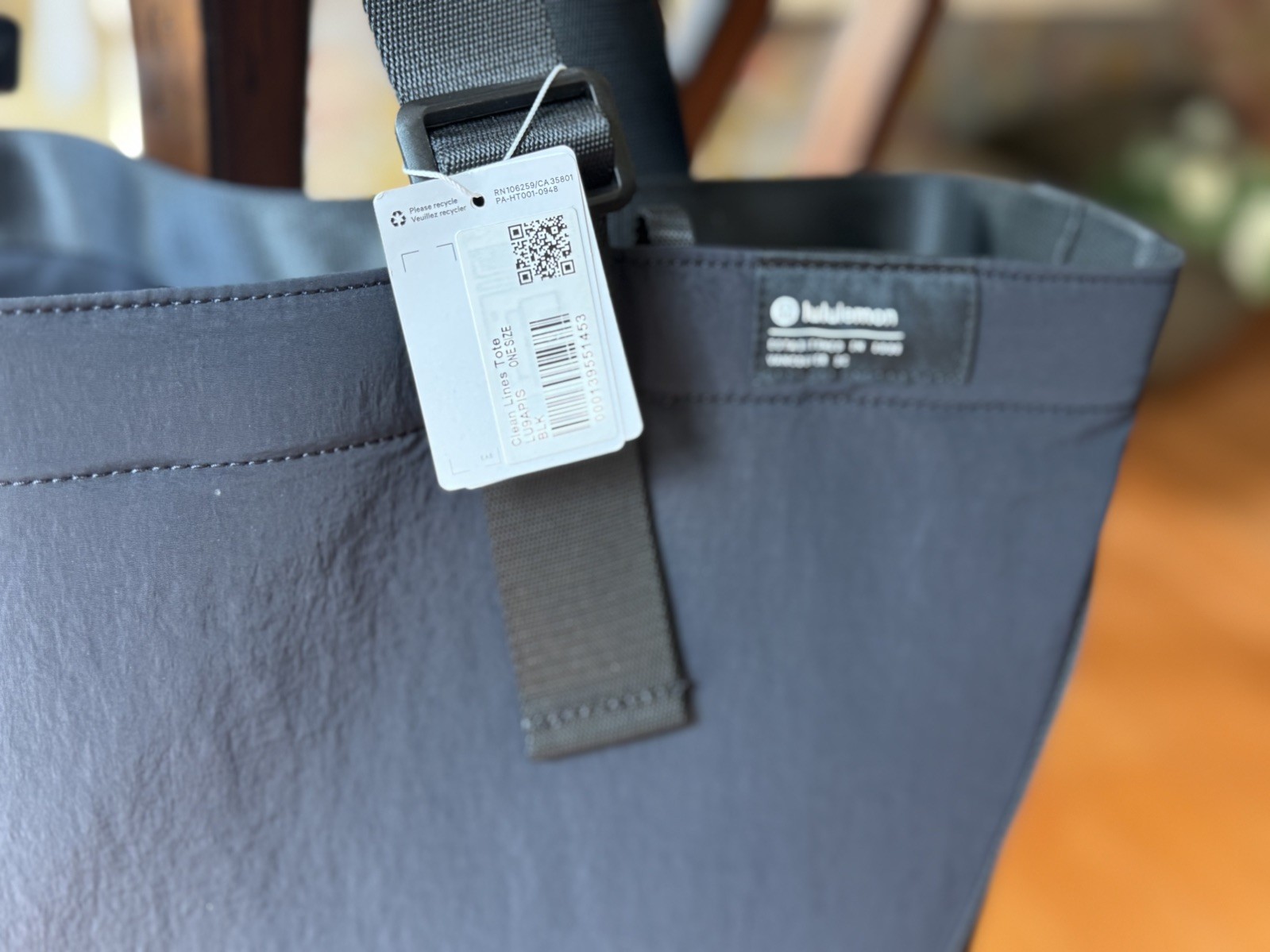 Lululemon Clean Lines Tote Bag Large Black Adjustable Strap Travel Gym NWT