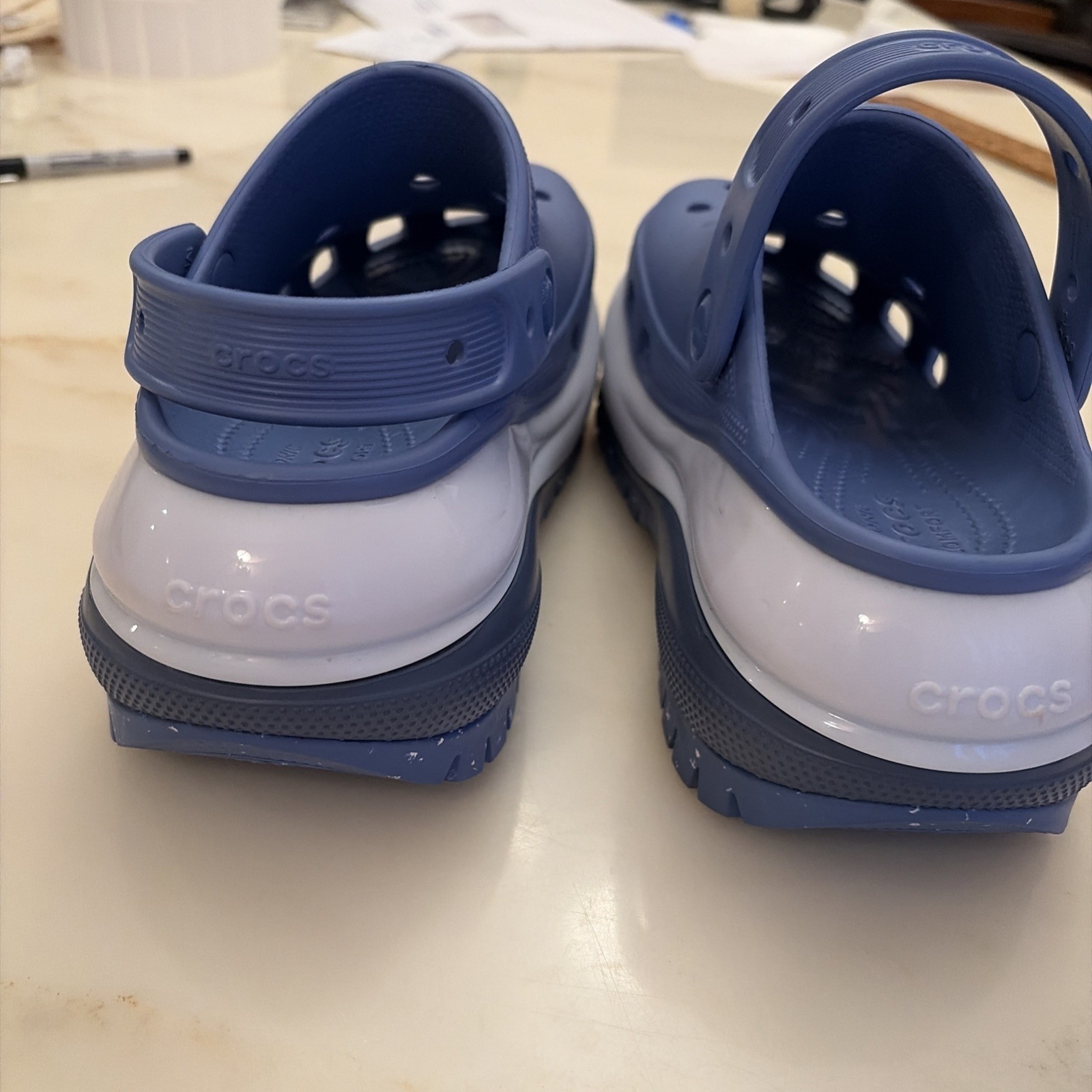 Crocs MEGA CRUSH Cornflower Blue Chunky Heavy Clogs M 4/W 6