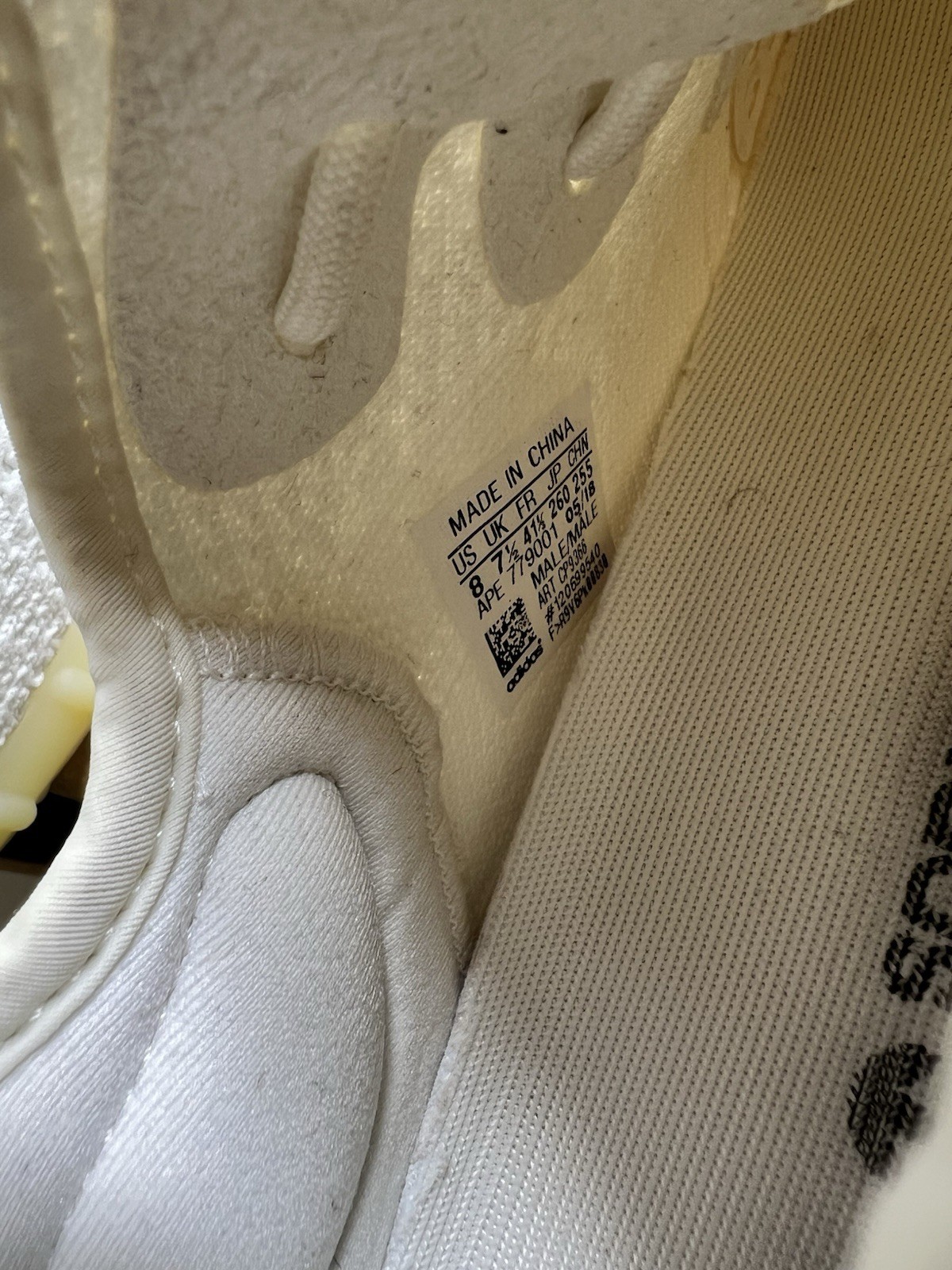 adidas Yeezy Boost 350 V2 Cream White/Triple White 2017 CP9366