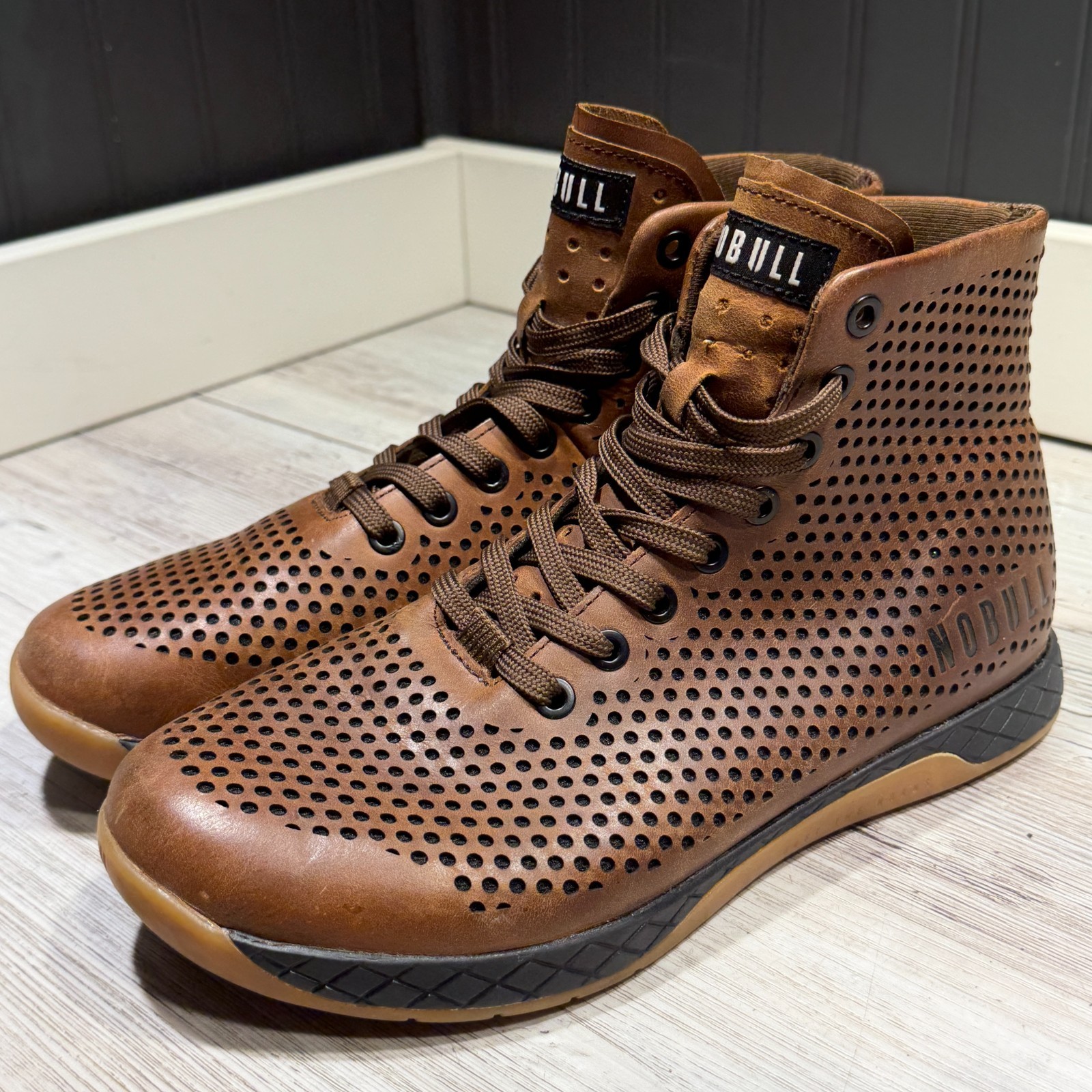 NOBULL High-Top Trainer Coffee Perforated Leather Brown Gum Sole Mens Size 8