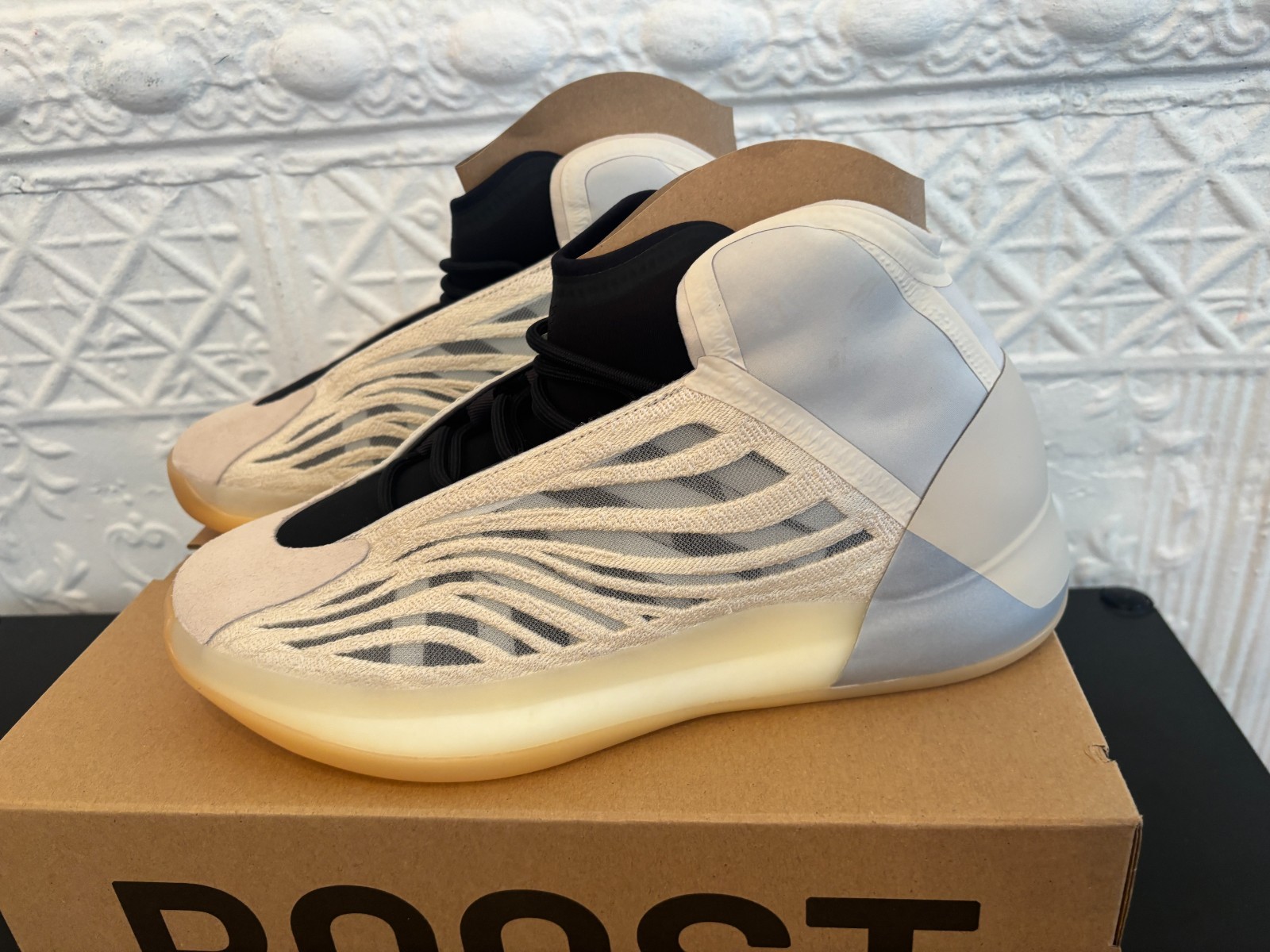 Size 12 – Adidas Yeezy QNTM Mist Slate HQ2085 – NEW Deadstock