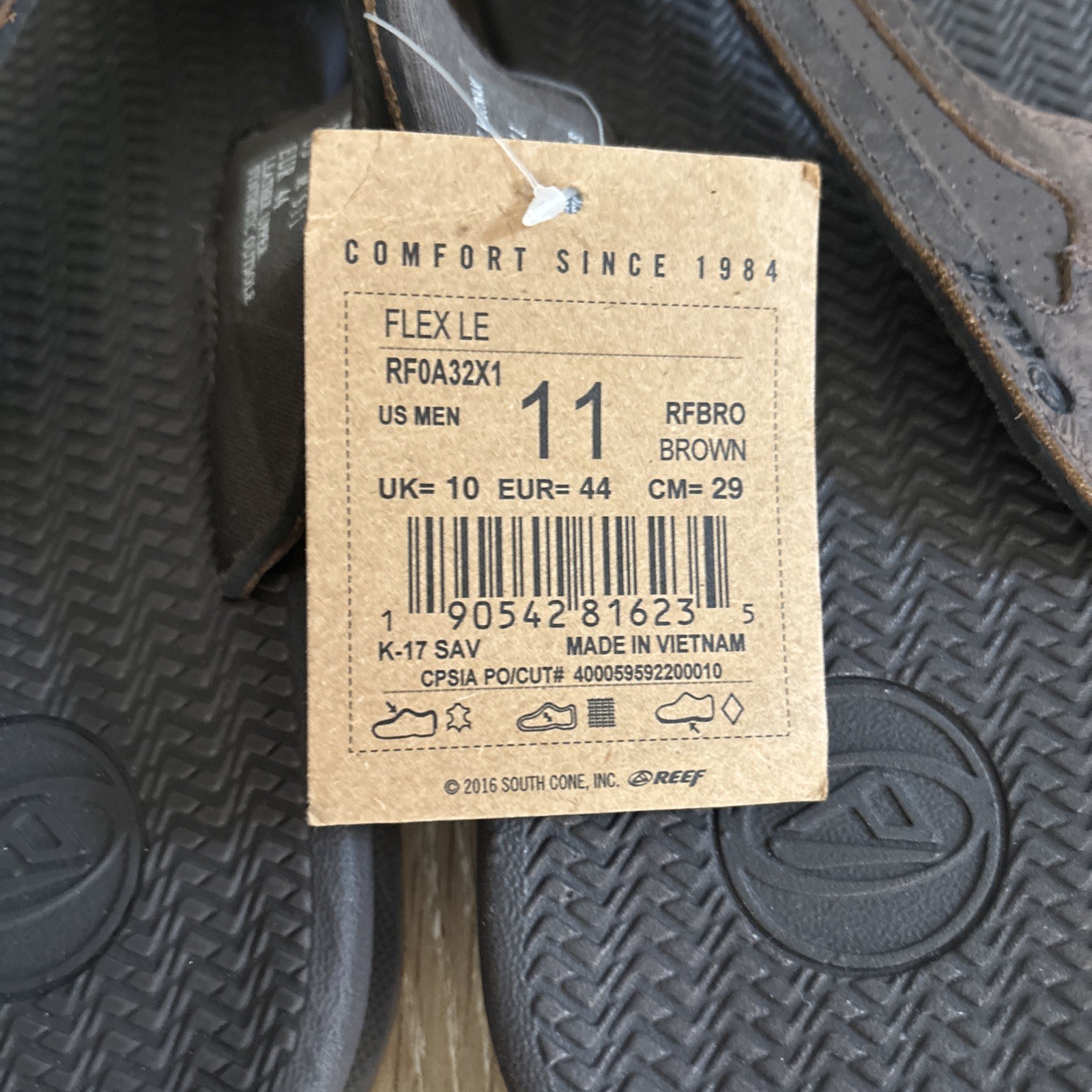 REEF Fanning Men’s 11 Retro Brown Leather Flip Flops Sandals NEW NWT