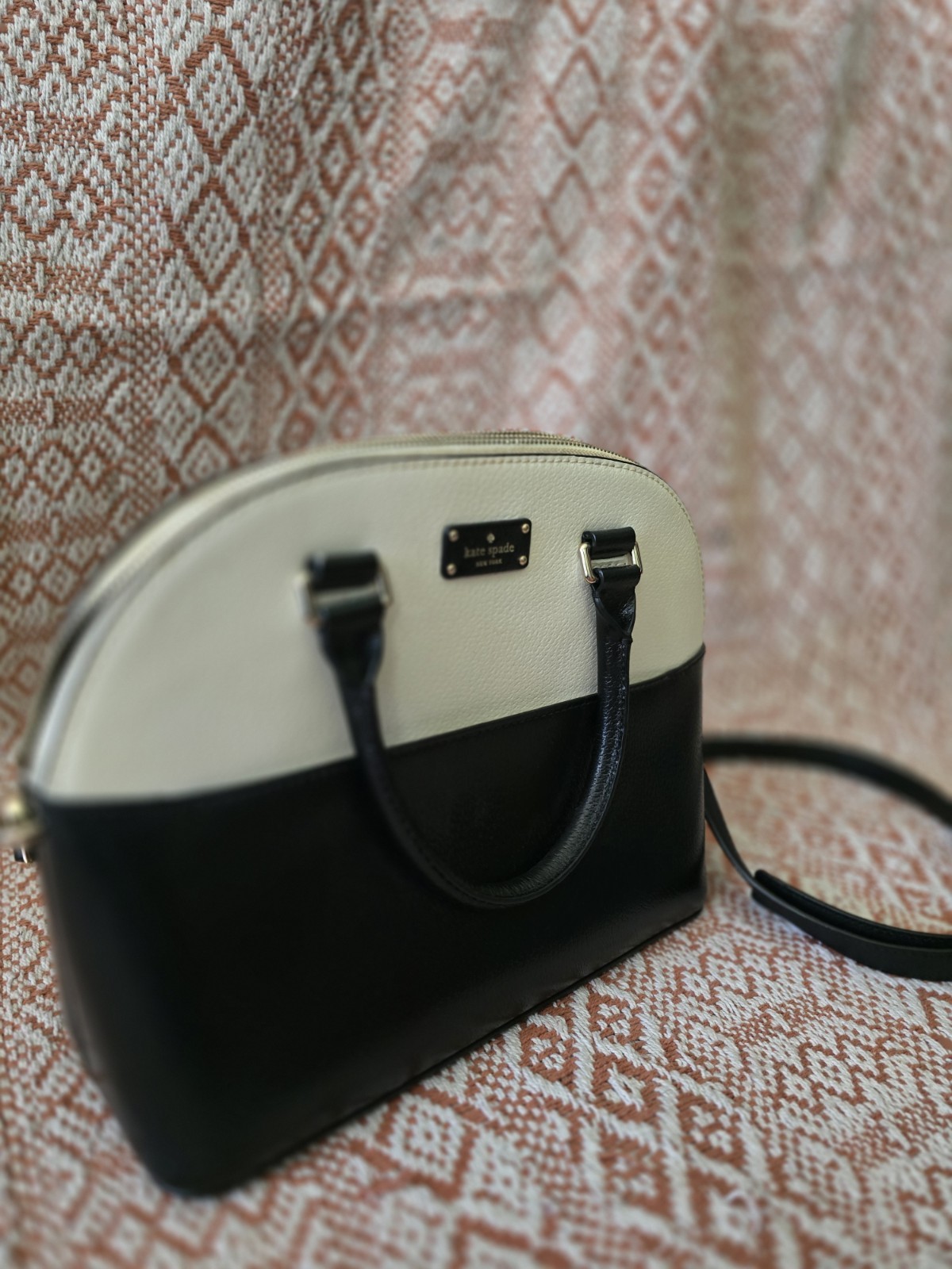 Kate Spade Black and White purse Grove Street Carli satchel crossbody