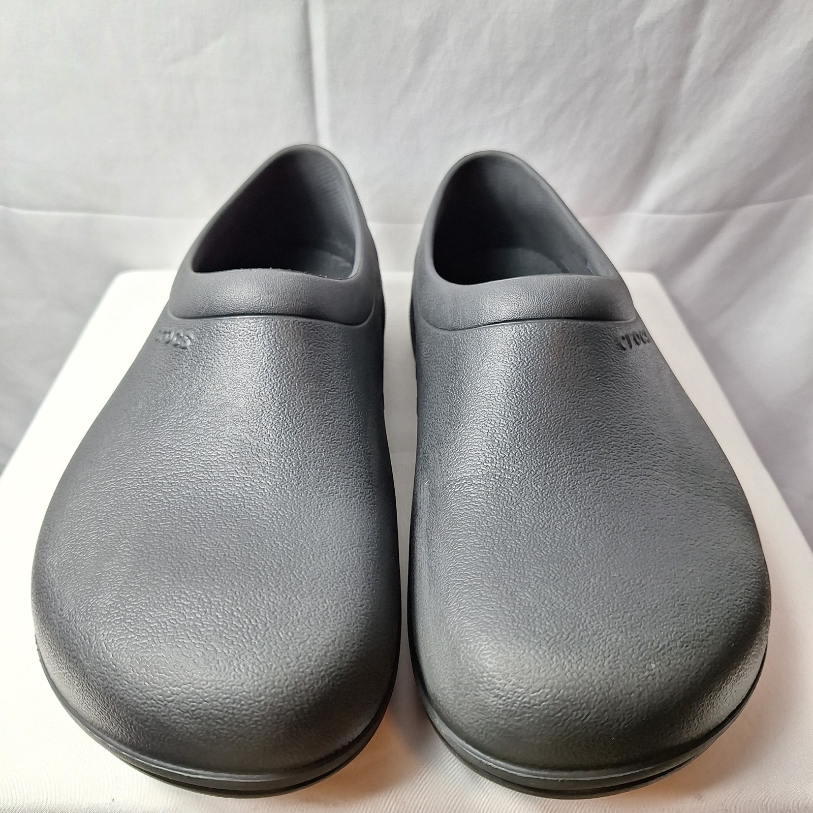 CROCS On-The-Clock Work Slip-On Sz Men/11 Women/13 Black Slip-Resist LiteRide