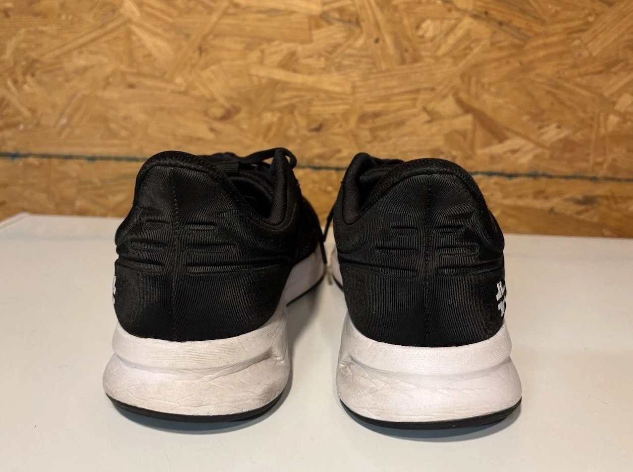 KURU ATOM Mens Size 10 Black Running Walking Shoes Athletic Comfort Sneakers