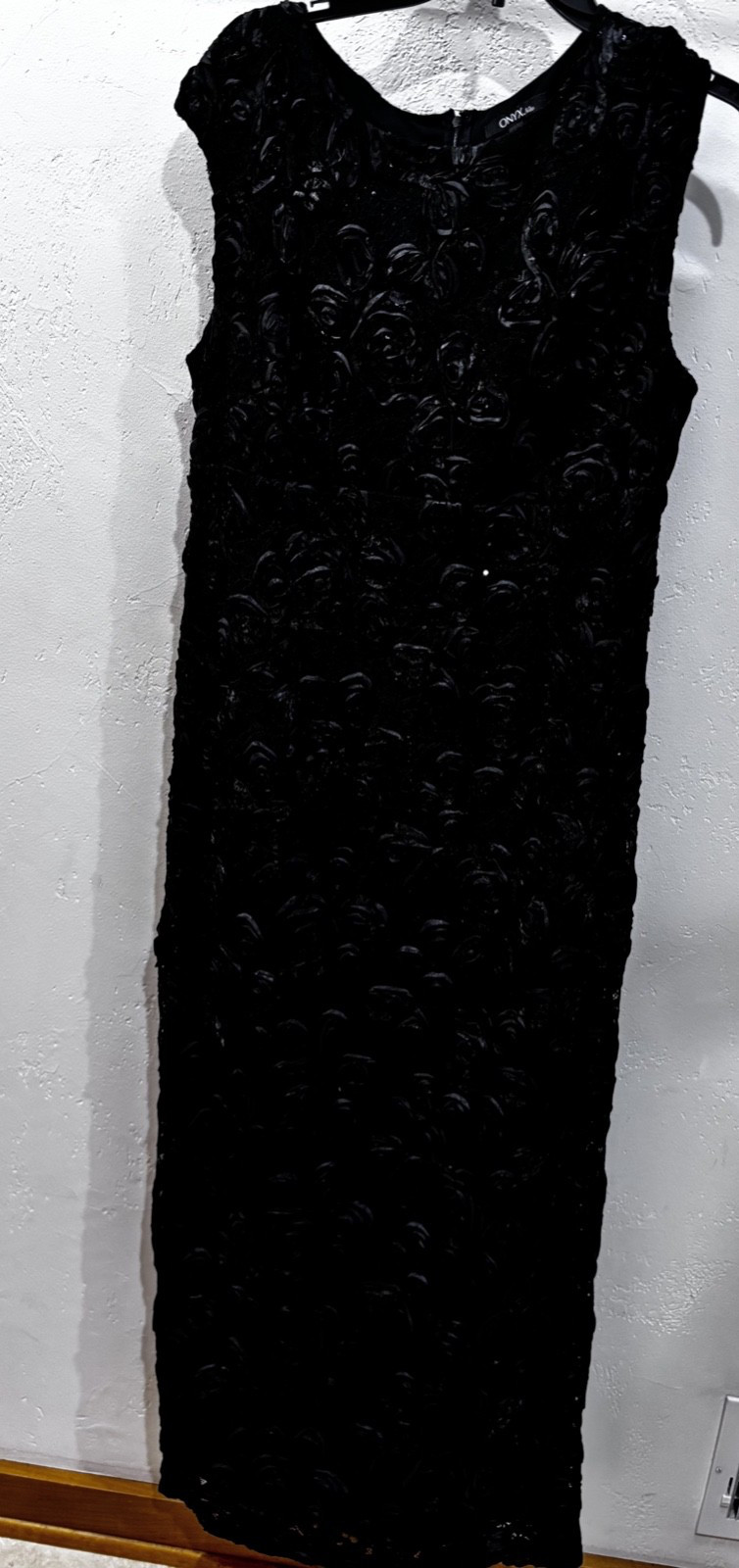 Onyx Nite sz 14 Formal sequin & floral Appliqué Empire waist Black