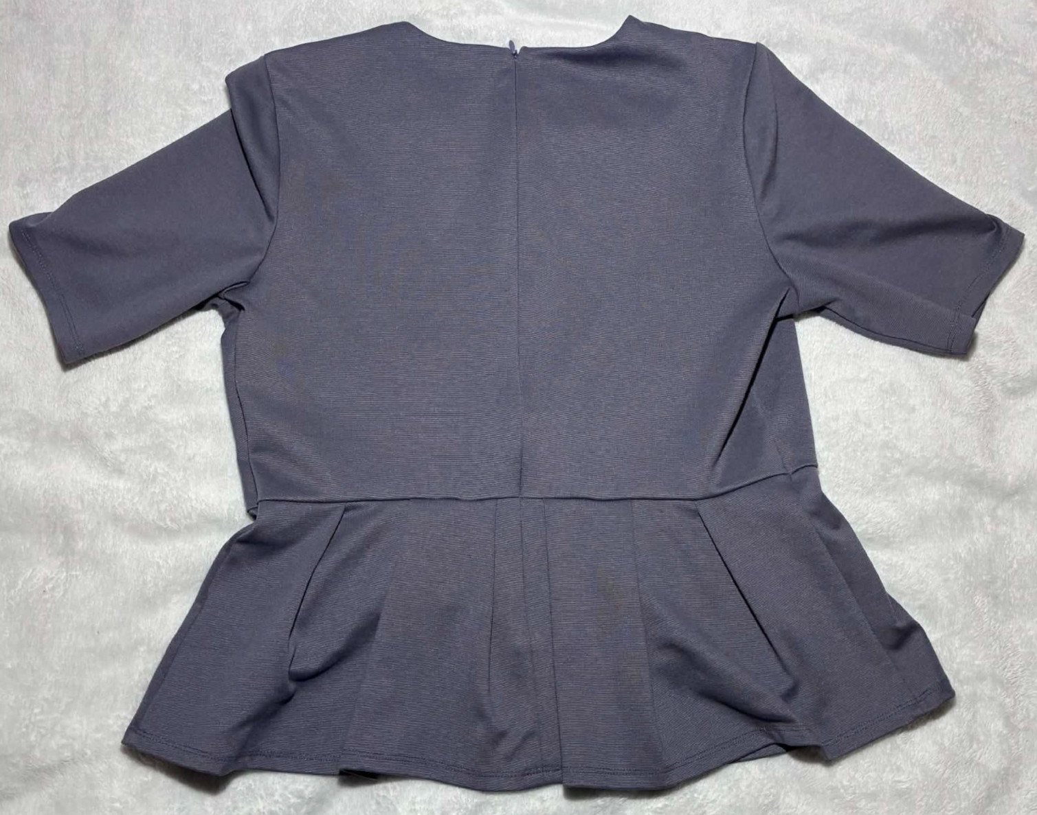 Simply Vera Vera Wang Women’s Large Gray Peplum Top Blouse