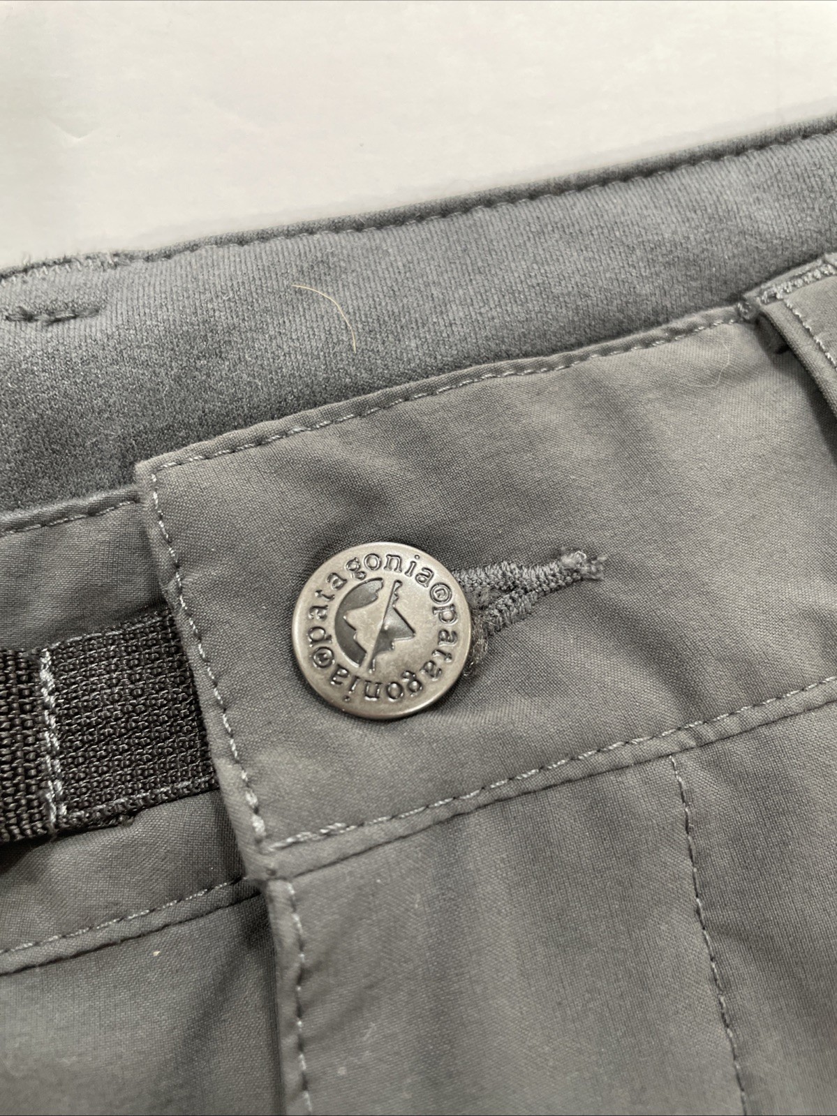 Patagonia Men’s Quandary Pants Regular Size 30 gray with 31 In Inseam