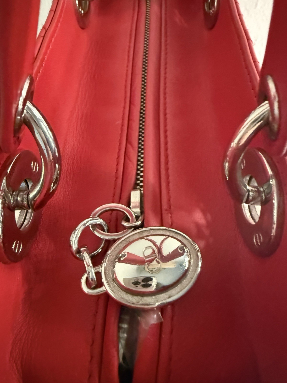 CHRISTIAN DIOR Lady Dior Cannage Medium Red