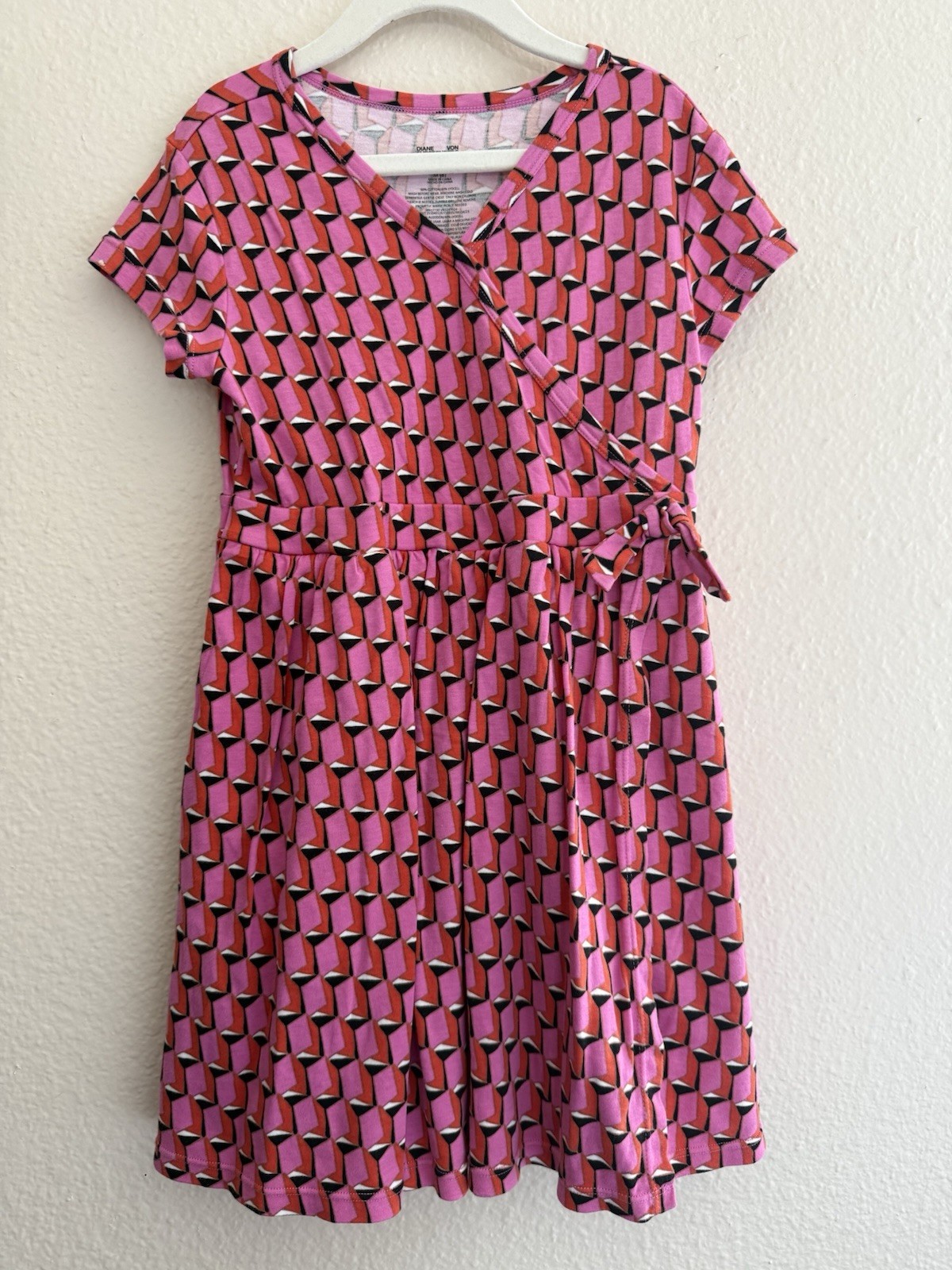 Diane Von Furstenburg x Target Girls Pink Wrap Dress Size M size 8 Pockets