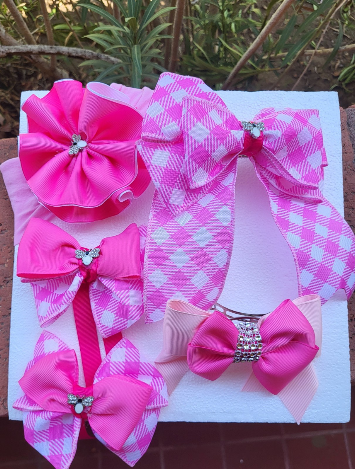 5 accesorios niña 4 monitos en color rosado y una bandita hasta 12 años