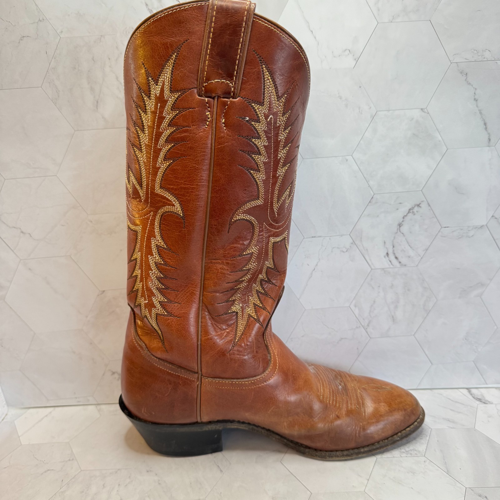 Vintage Tony Lama Boots Men 7.5 EE Brown Bullhide Leather White Label Cowboy EUC