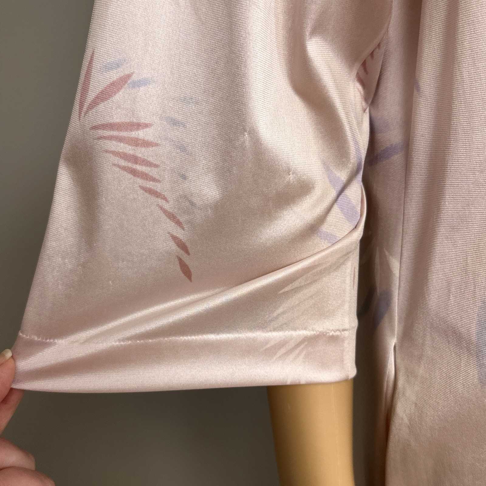 Vintage Vanity Fair Nightgown 34 Pink Antron III Nylon Satin Robe Lace Button