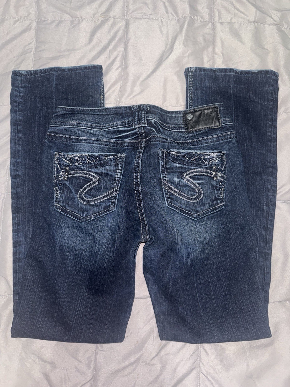 Silver Jeans Co Suki Mid Slim Bootcut Dark Wash Distressed Denim Womens 28×33