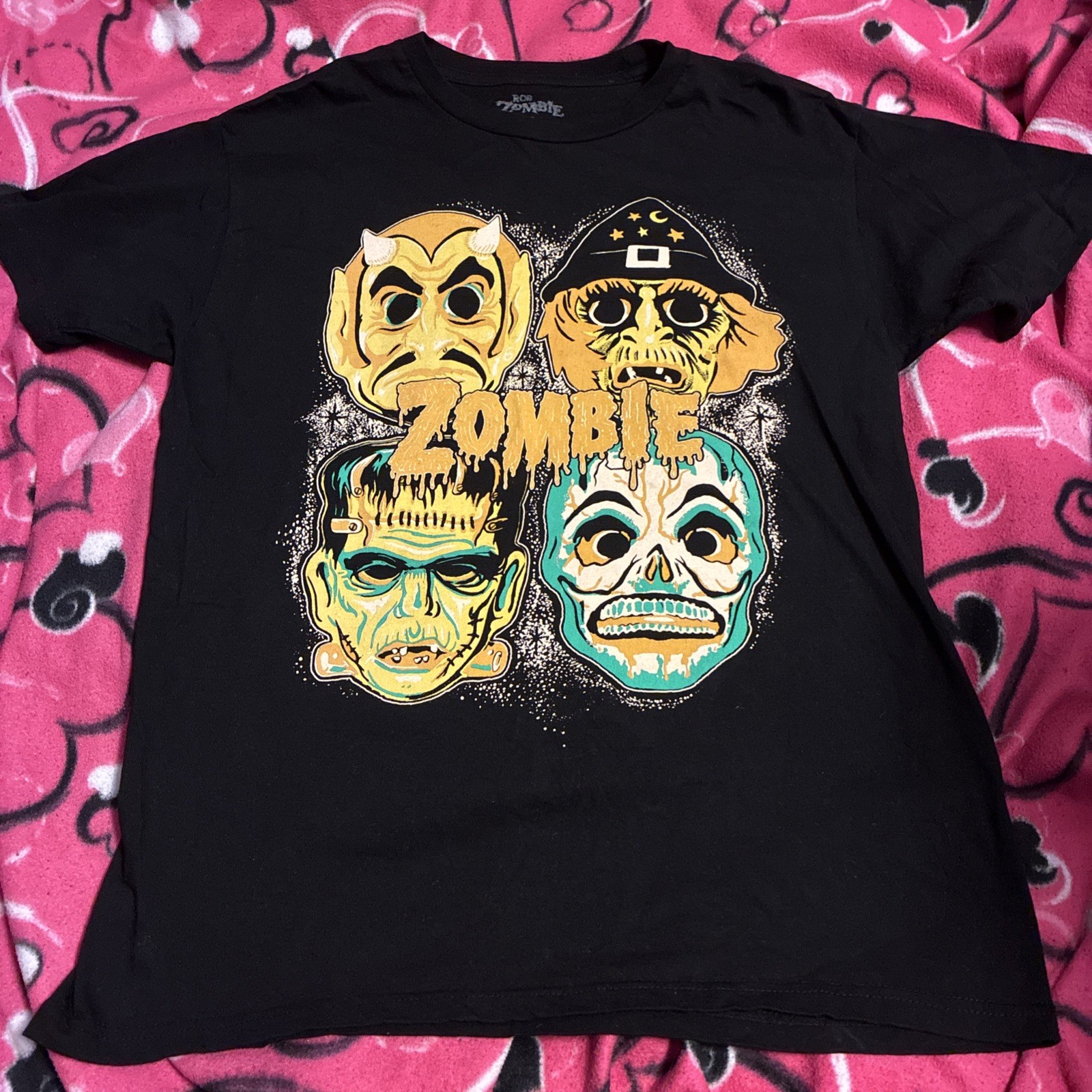 2022 Rob Zombie Halloween Masks Graphic T-Shirt (Unisex L/Black) READ DESC.