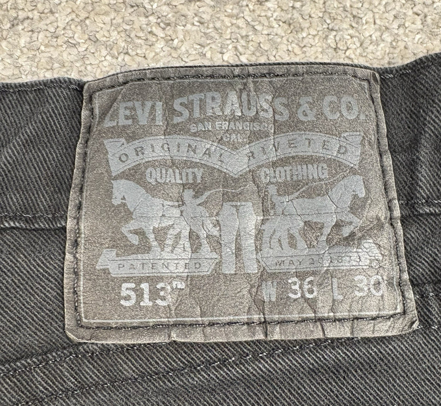Levi’s 513 Jeans Mens 36×30 Slim Straight Black Dark Wash Denim Fit 36×29