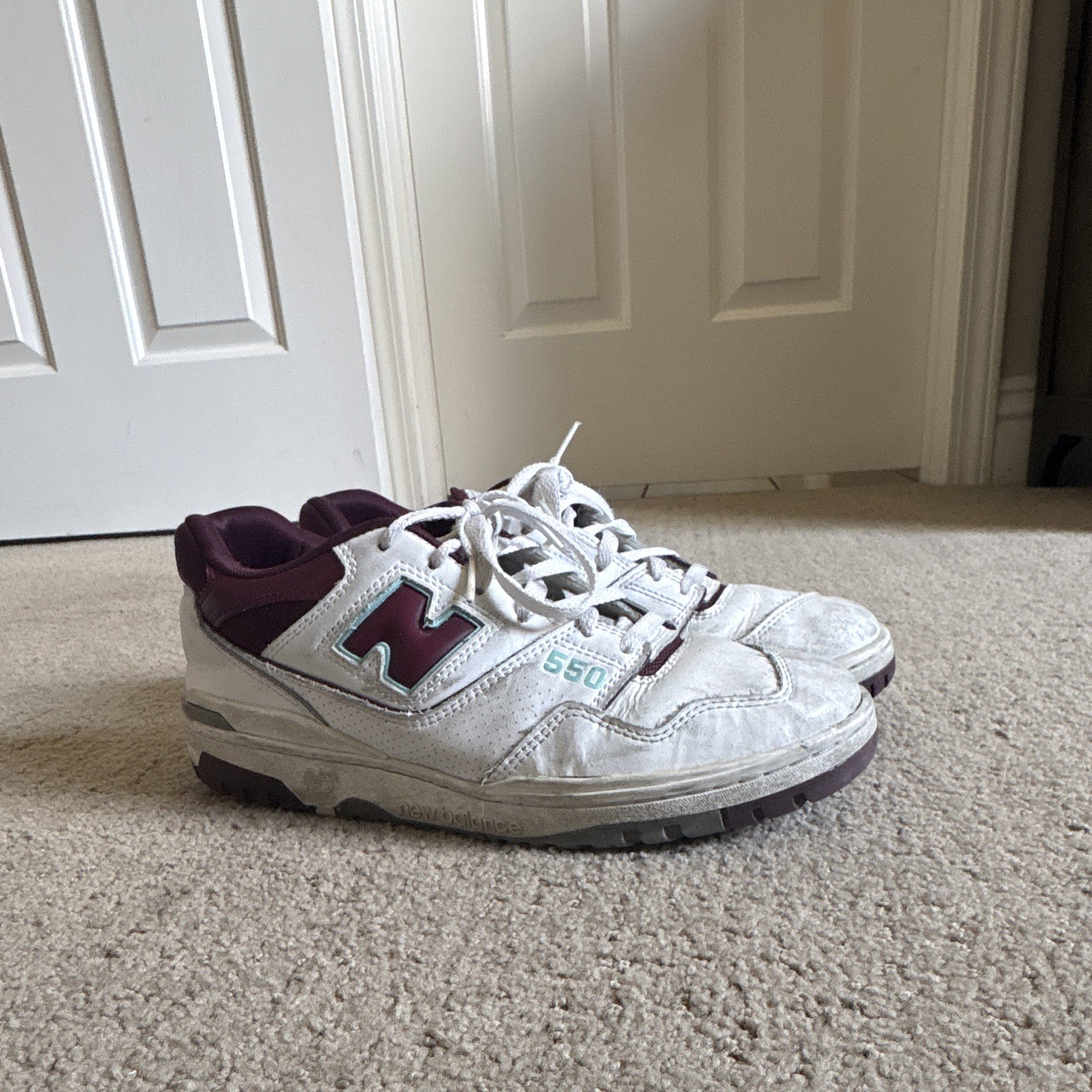 New Balance 550 BB550WBG White/Burgundy/Turquoise Leather Low Top Mens Sneakers