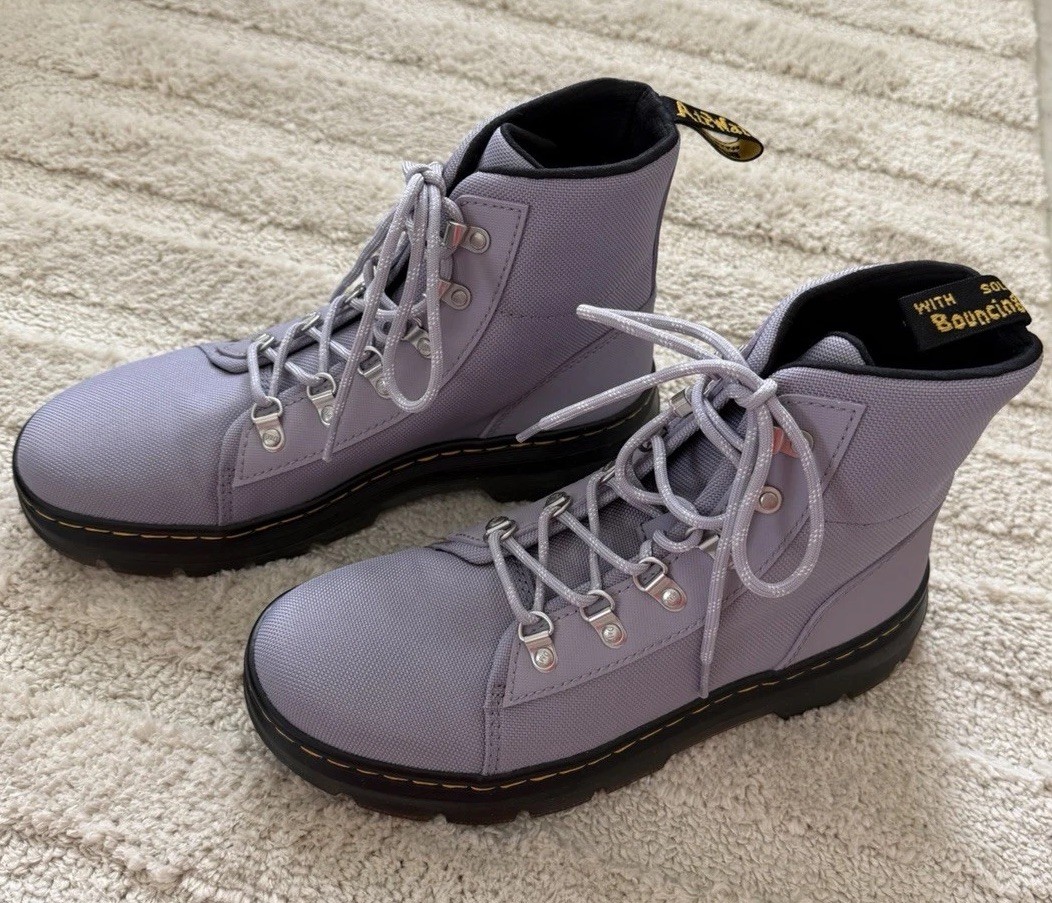 Dr. Martens Women’s Lavender Purple Combat Ankle Boots Lace-Up Lug Sole US 9