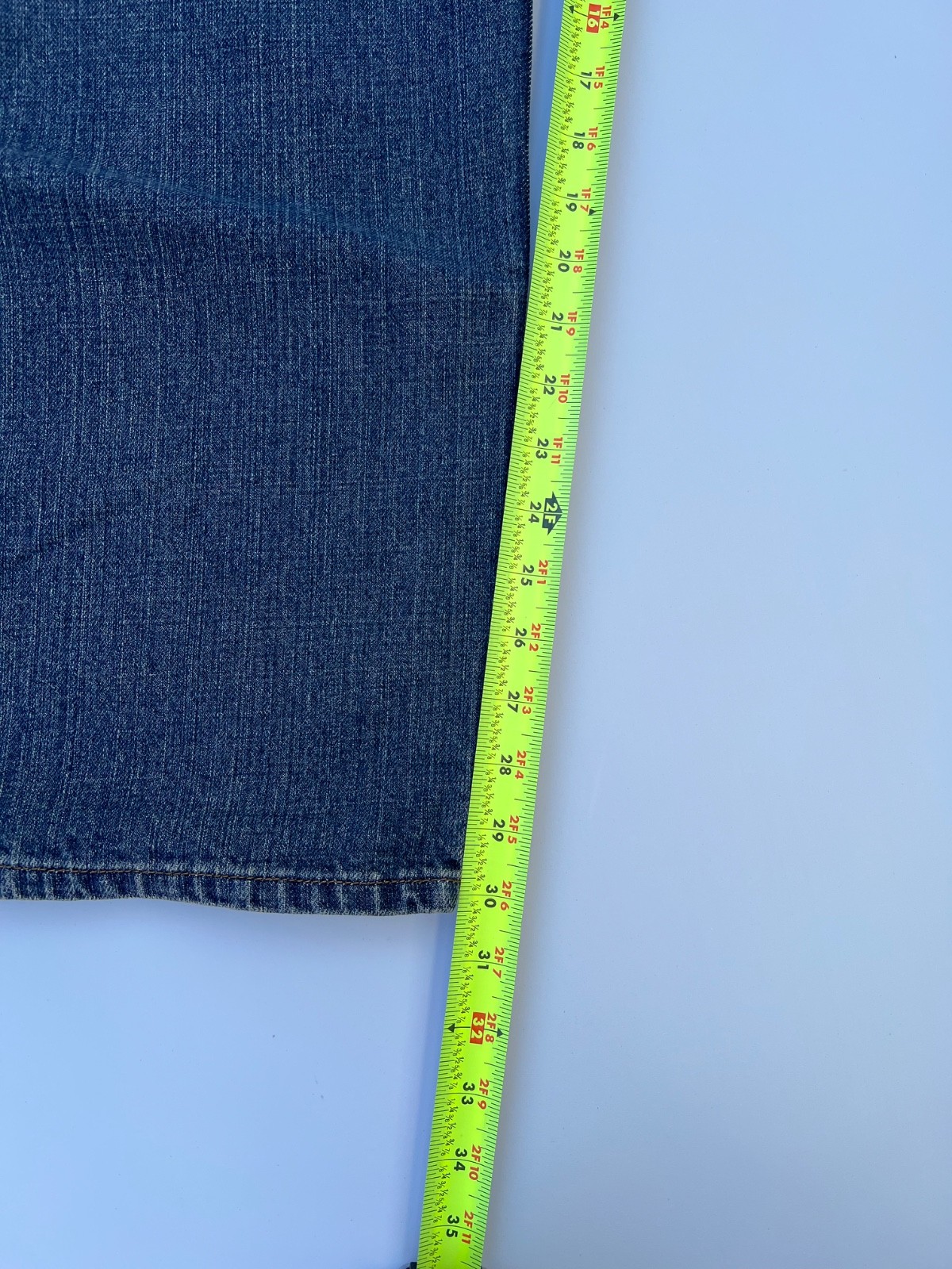33×30 Signature by Levi Strauss Men’s Relaxed Fit Dark Indigo Jeans