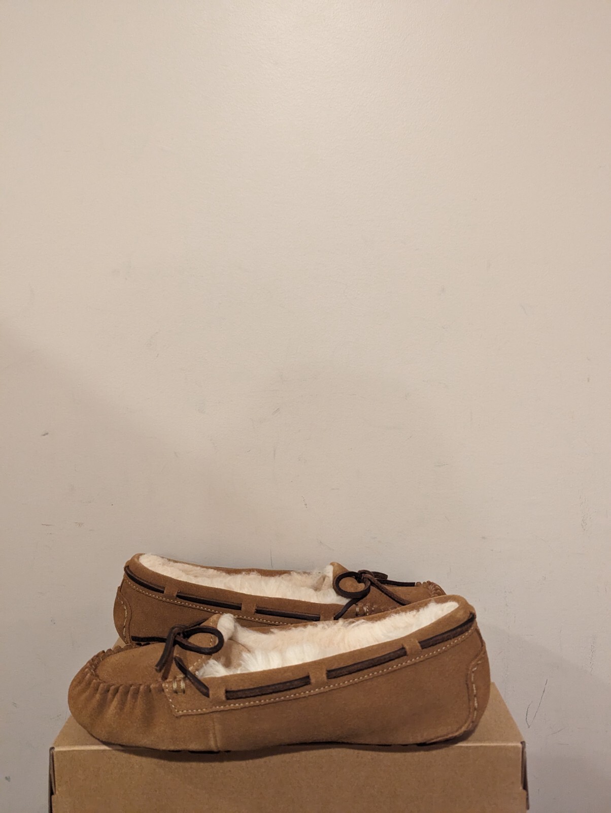 Ugg Australia Womens Bella II moccasin Size 11 NIB