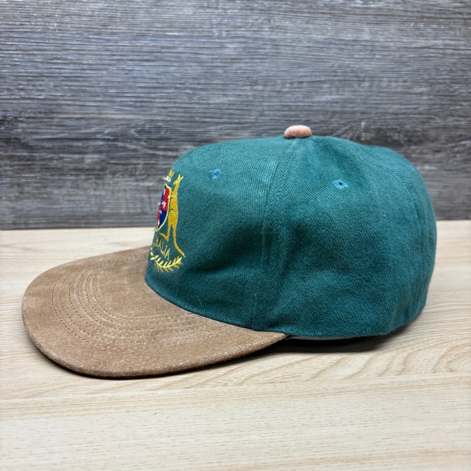 Vintage Australia Hat Cap Snap Back Green Tan Kangaroo Logo Mens