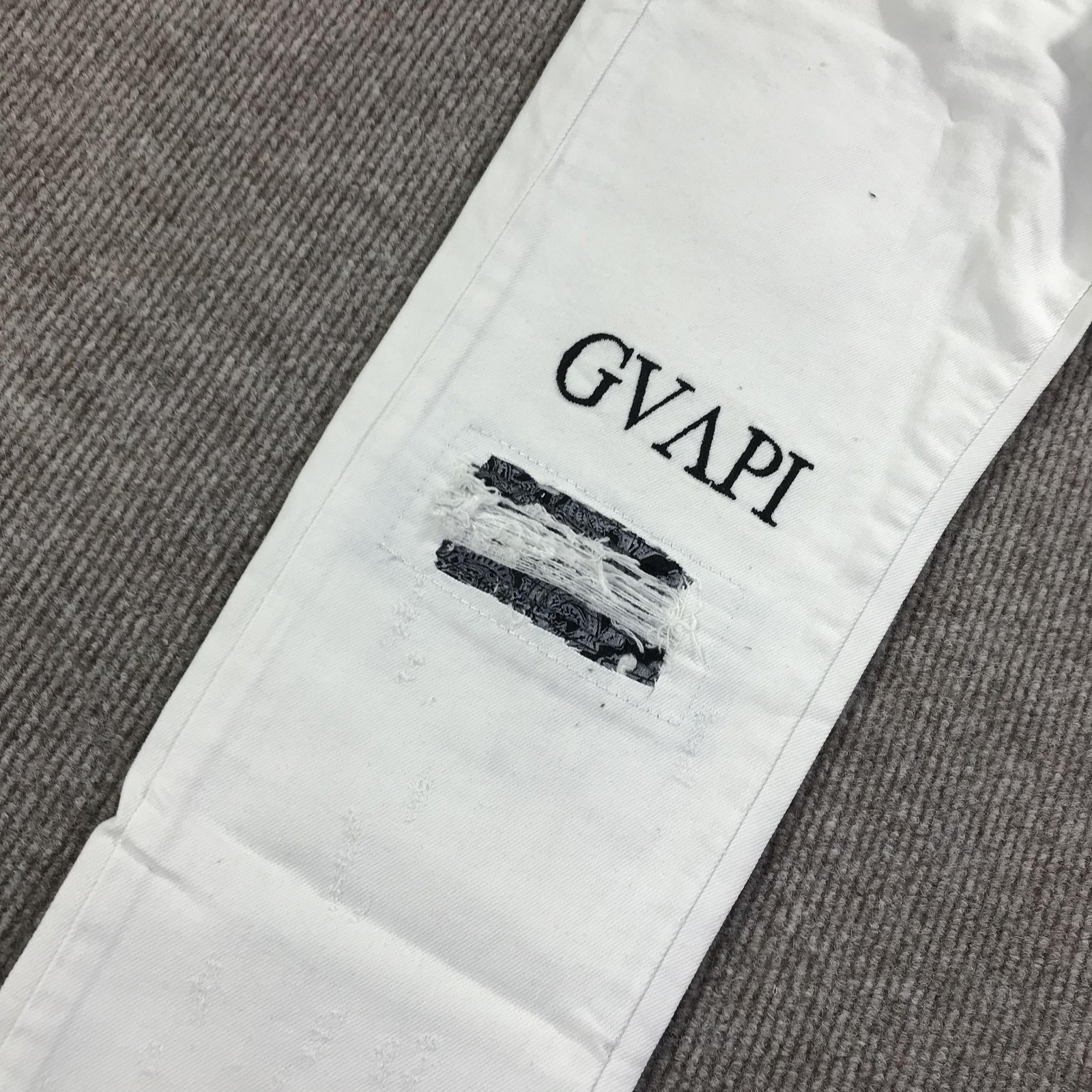 GVAPI MMXV Jeans Mens 30 Black White Split Leg Distressed Patchwork Zipper Pants