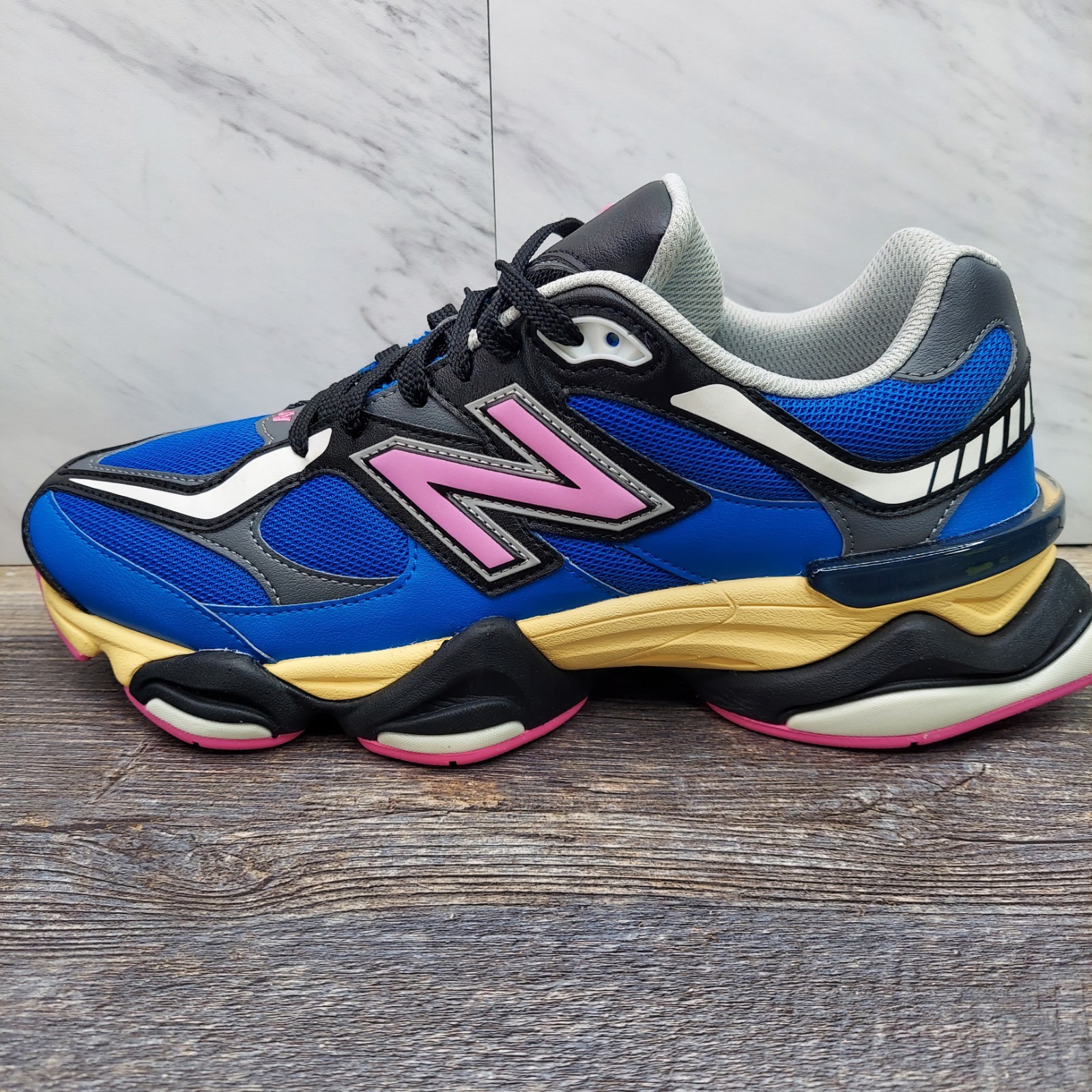 New Balance 9060 Blue Oasis Real Pink Black Shoes U9060BPO Men Size 11.5 Sneaker