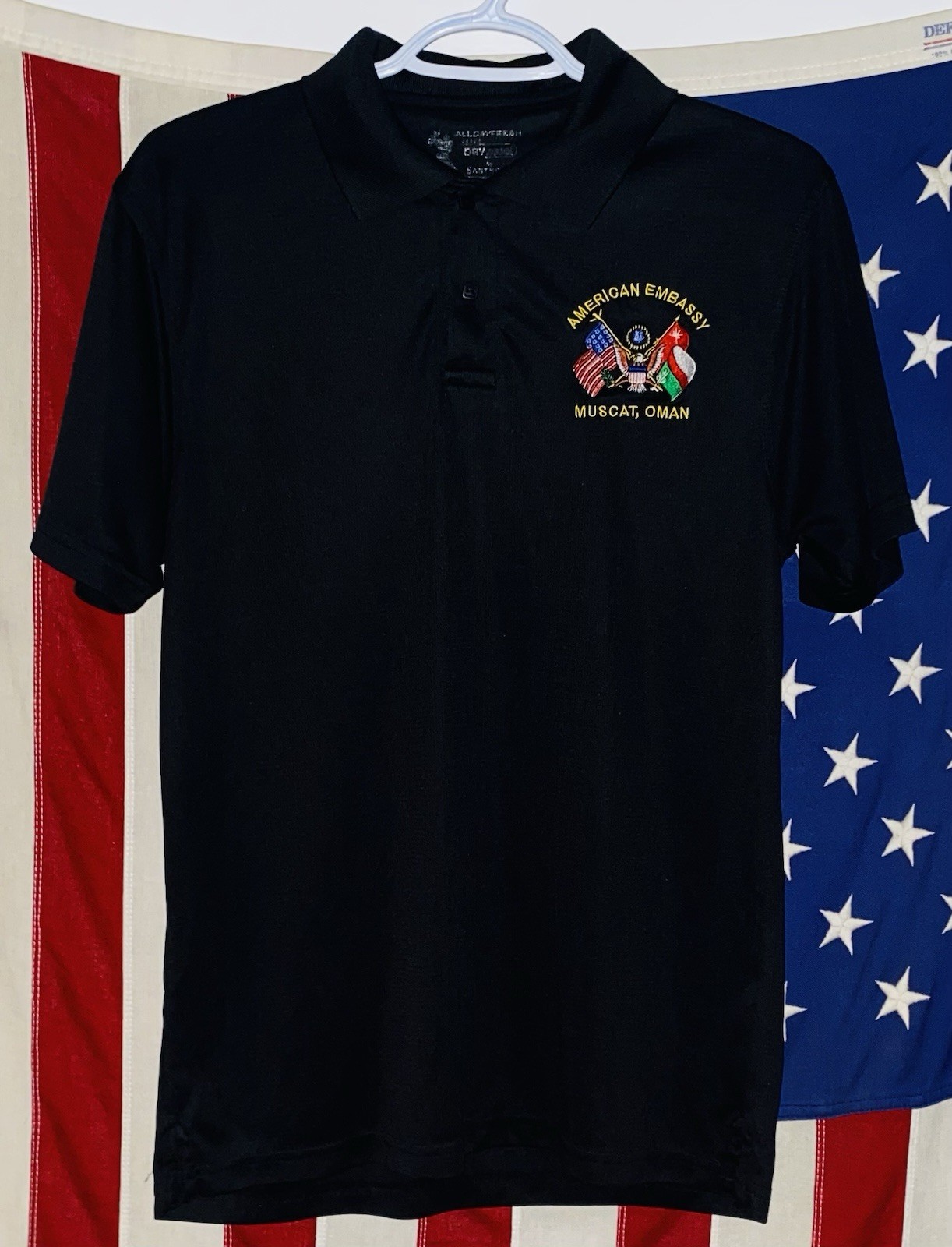 American Embassy Muscat Oman Embroidered Black Polo Shirt Men’s Size Medium EUC