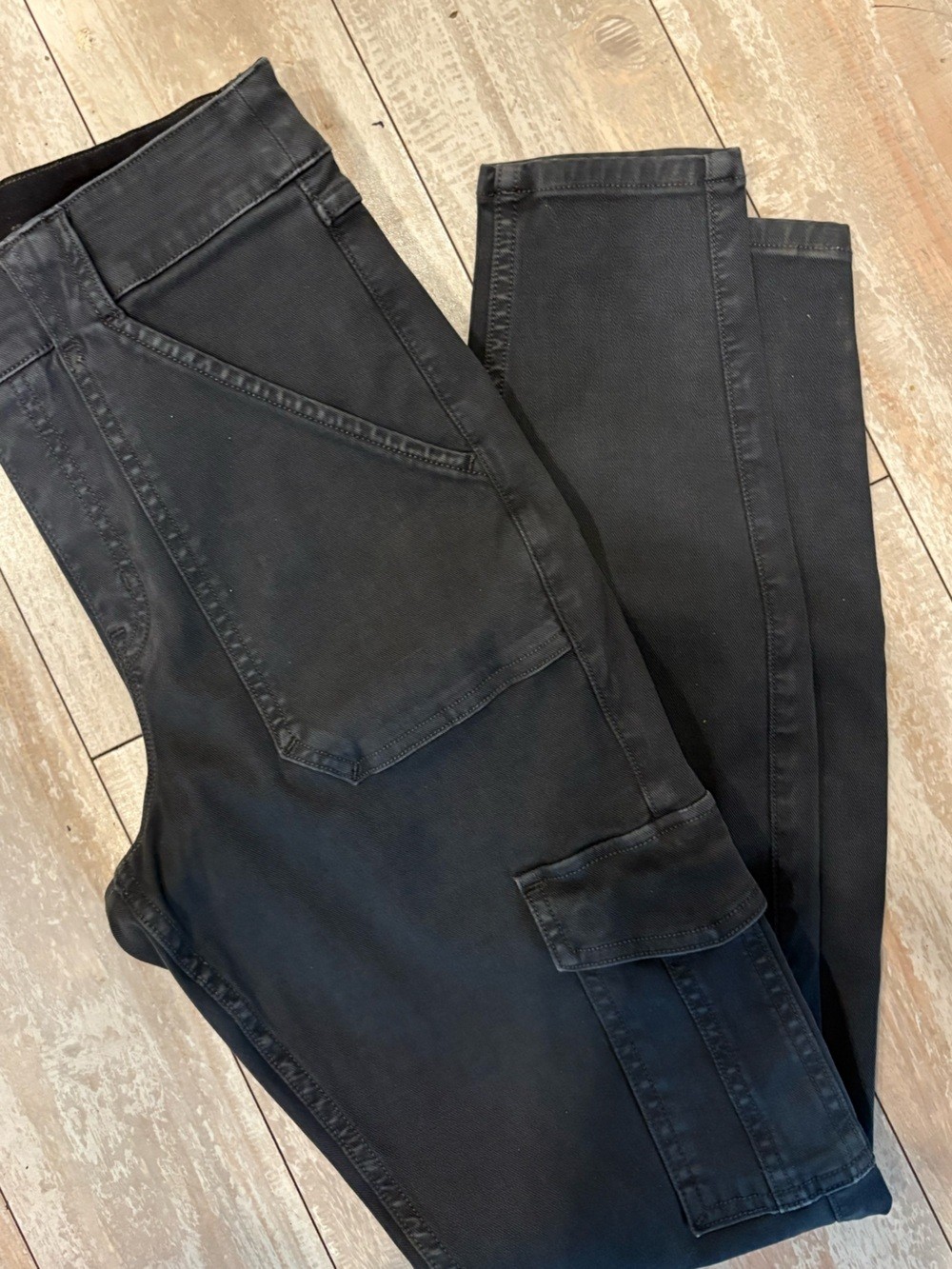Spanx Sz M Washed Black Stretch Twill Ankle Cargo Pants Cotton Blend