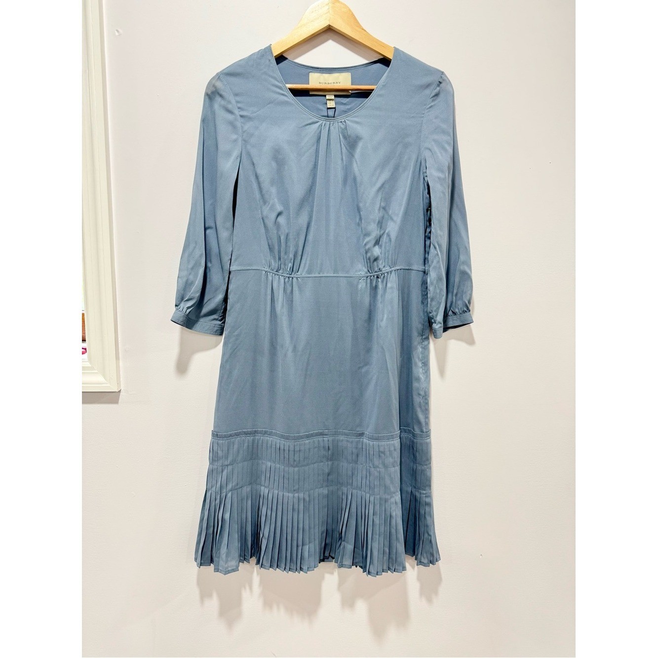 NWT Burberry Silk Blue Gray Pleated Drop Waist Midi Dress Size 6