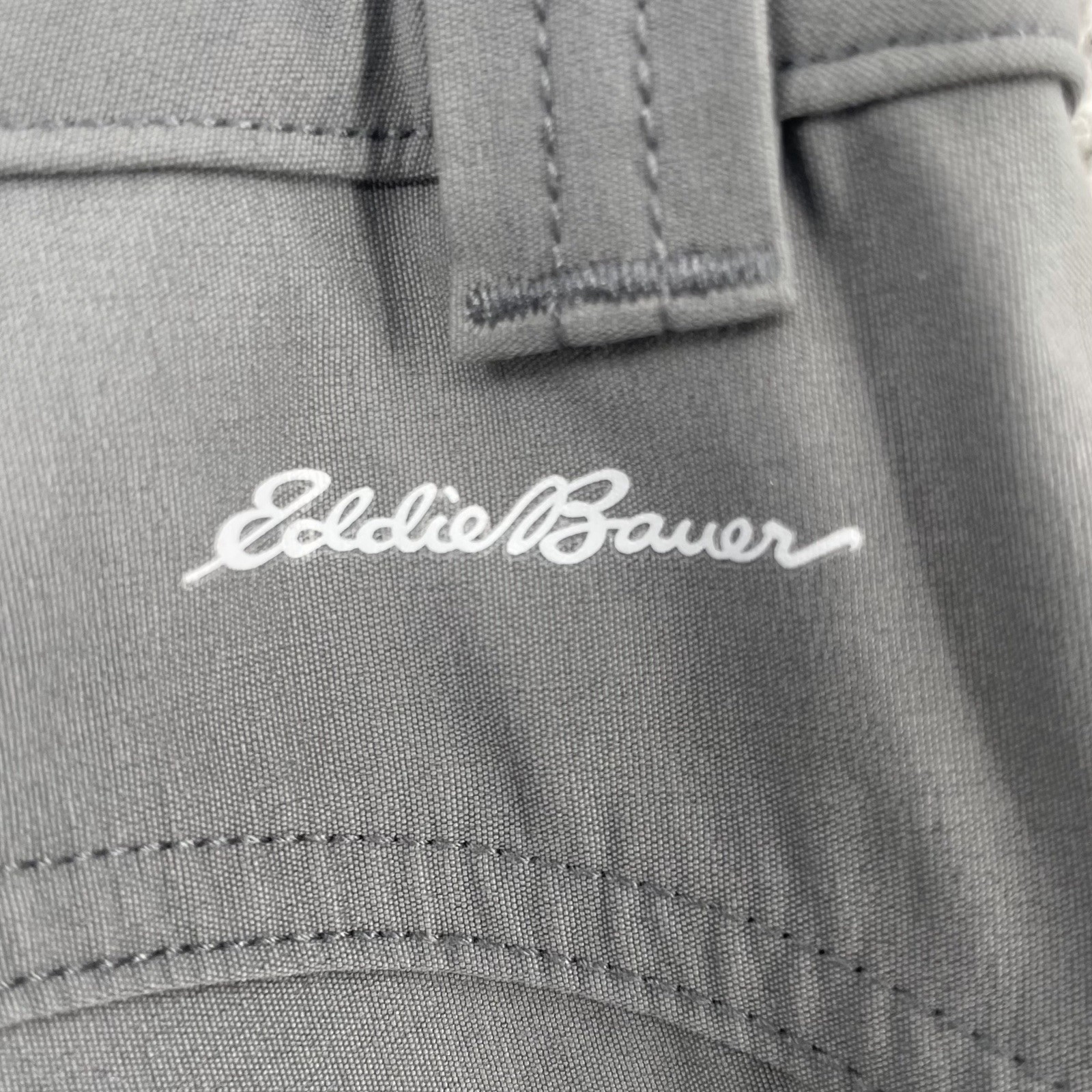 Eddie Bauer Rainier Capri Hiking Pants Chino Women’s Size 4 Nylon Gray 11938