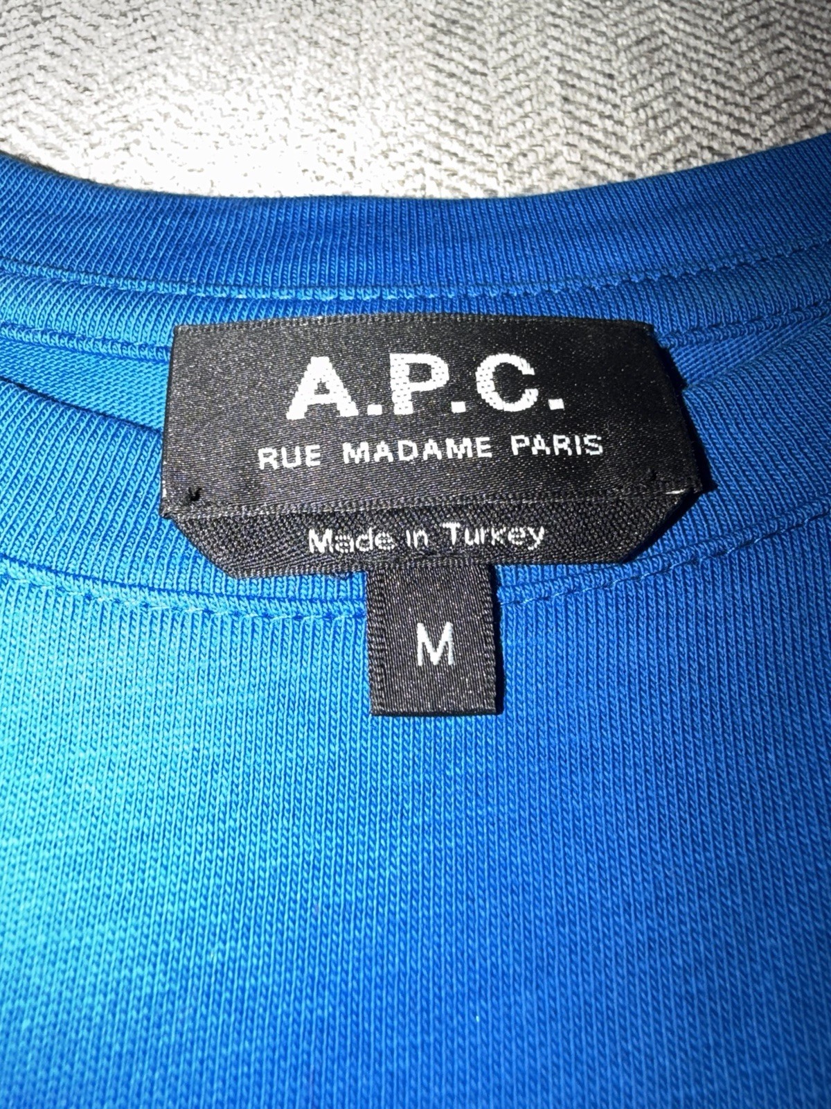 A.P.C. Rue Madame Paris Men’s T-Shirt Size Medium Royal Blue VPC