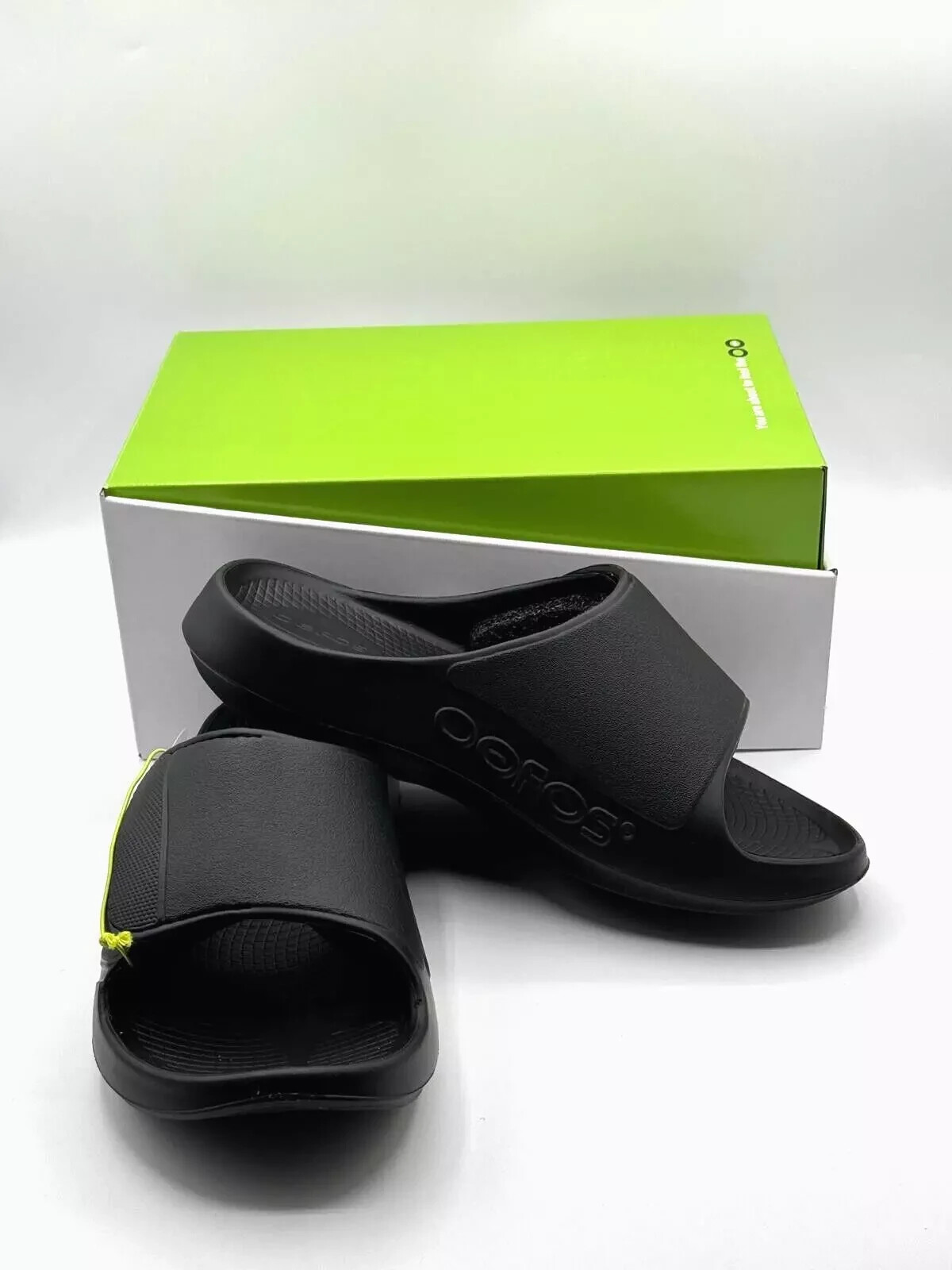 OOFOS D5062 Unisex Black OOahh Sport Flex Slide Shoes Size M-10 W-12