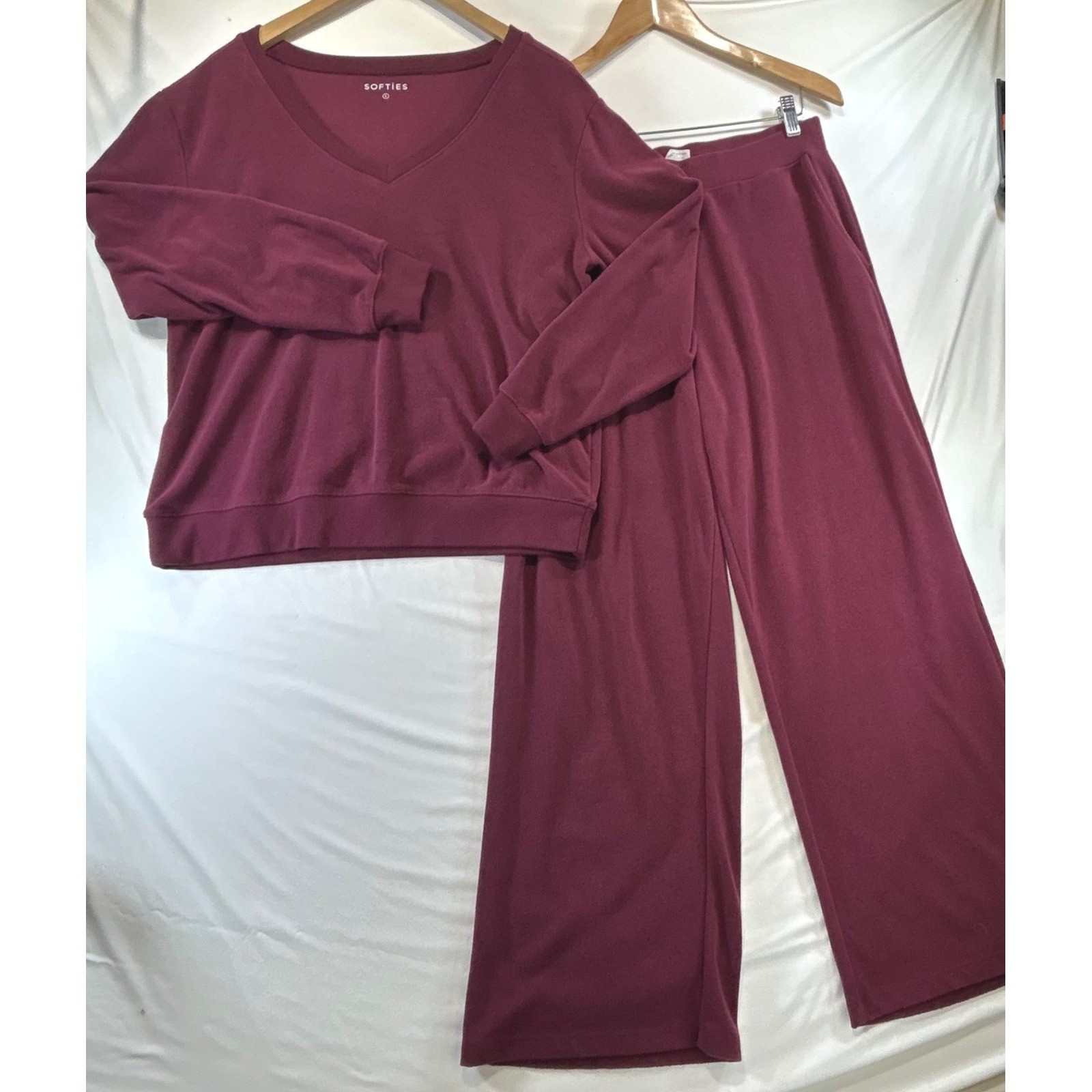 Softies Cozy Minimalist Lounge Set Large Wide Leg V-Neck Two Piece Burgundy