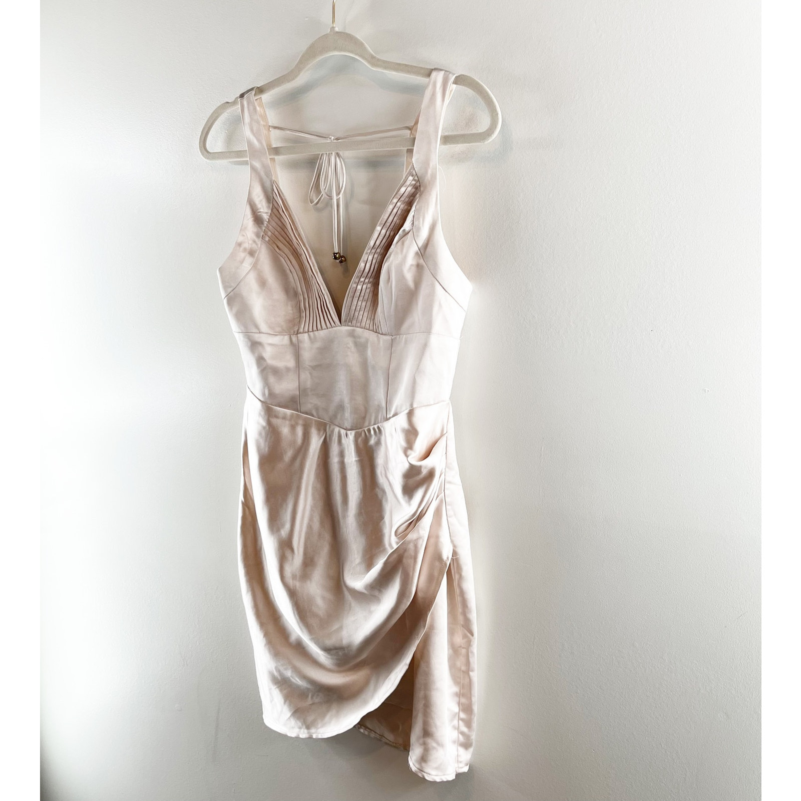 Hello Molly Rosebud Satin Plunge V Neck Mini Dress Champagne Gold 6
