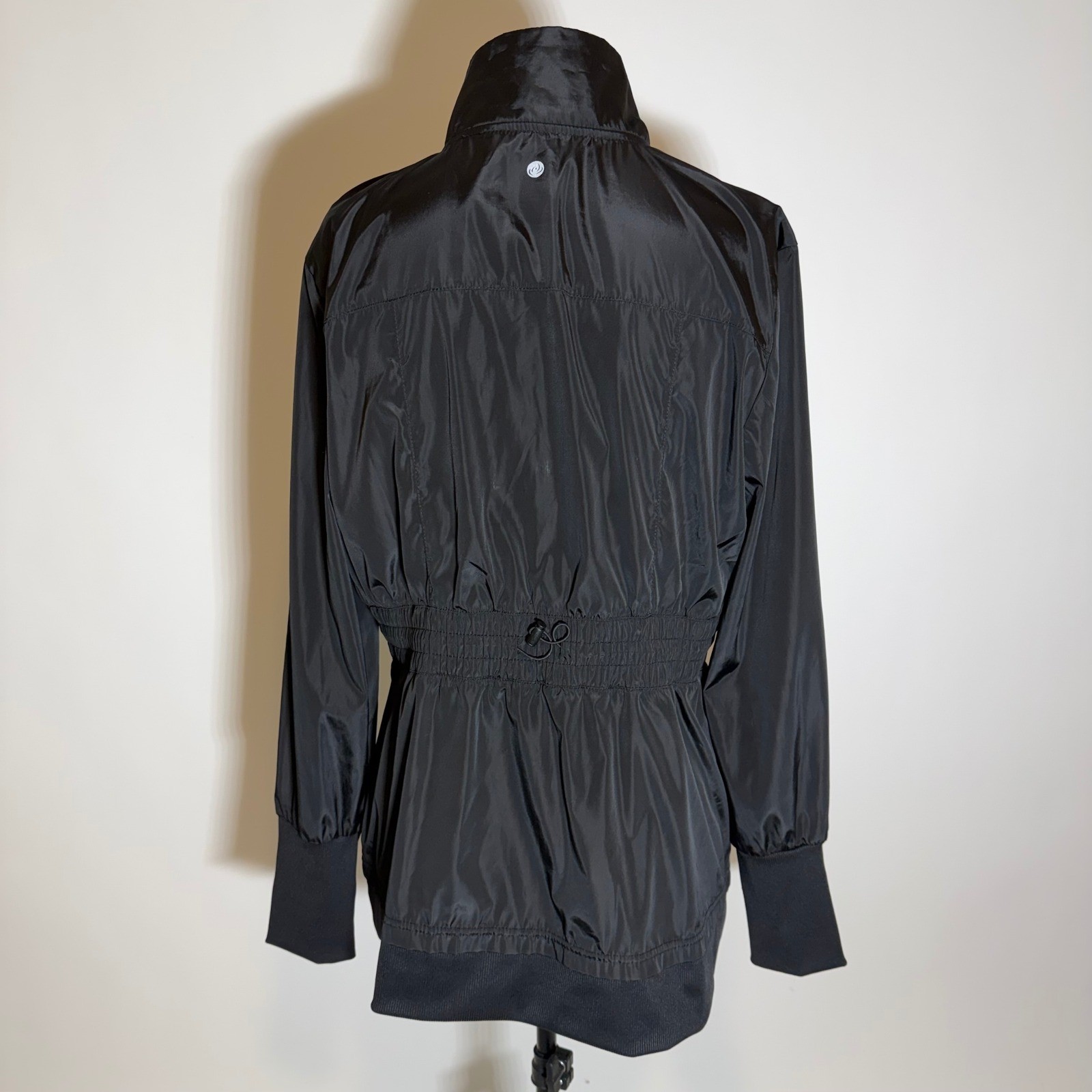 Apana Black Lightweight Windbreaker Jacket Full Zip Womens Size Large Gorpcore