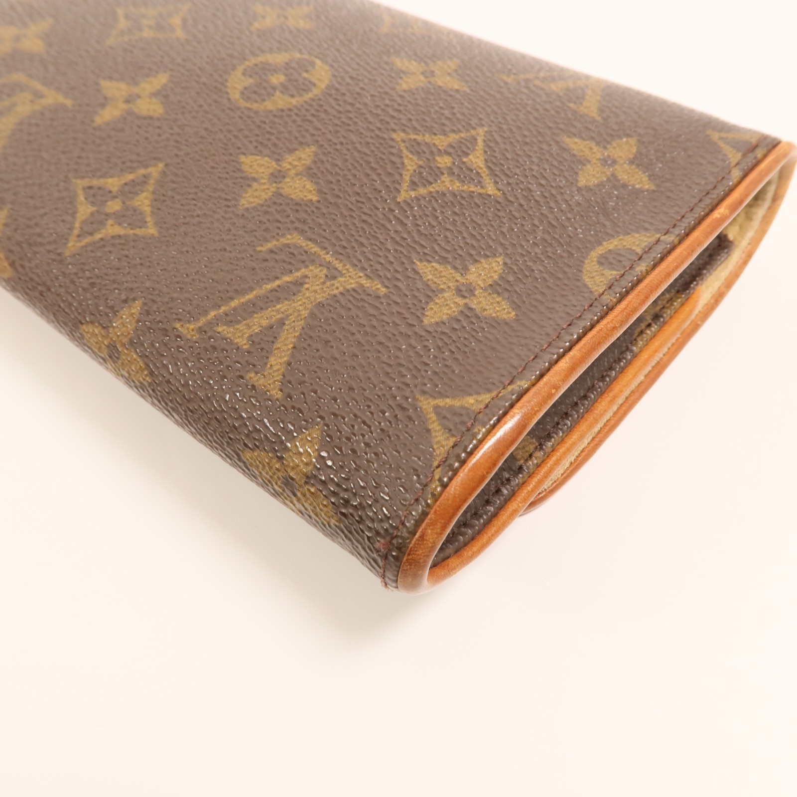 LOUIS VUITTON LV GHW Pochette Twin GM Shoulder Bag M51852 Monogram Brown