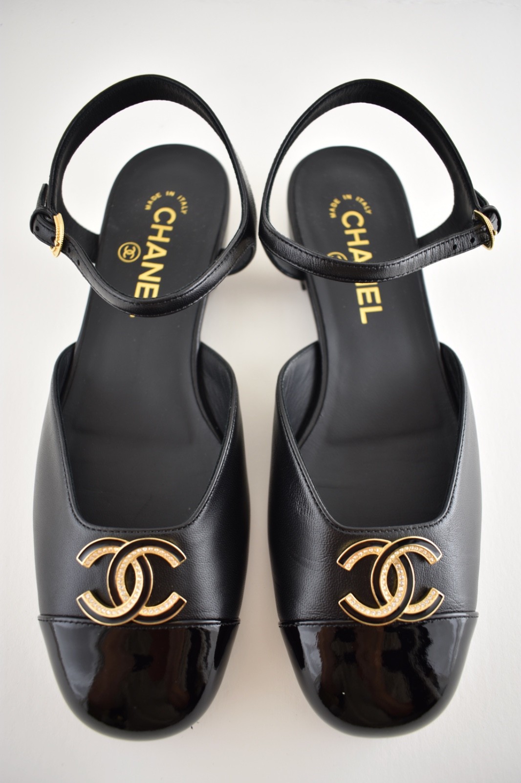 Chanel 25P Black Patent Gold CC Slingback Ankle Strap Ballerina Ballet Flat 37