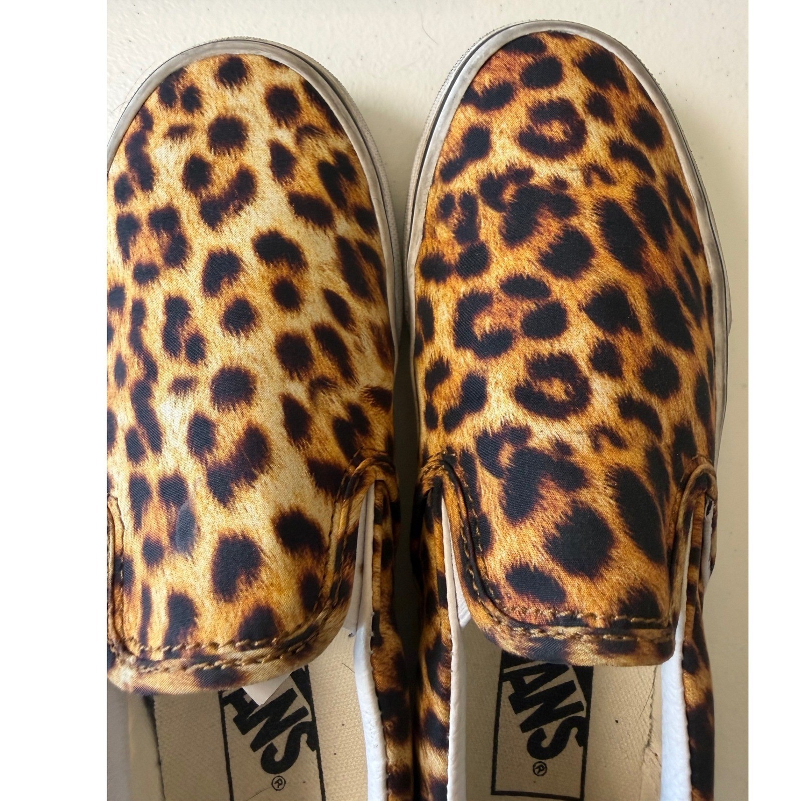 Vans Classic Slip-On Leopard Print Skate Shoes Mens 3.5 Womens 5.0 Tan Black