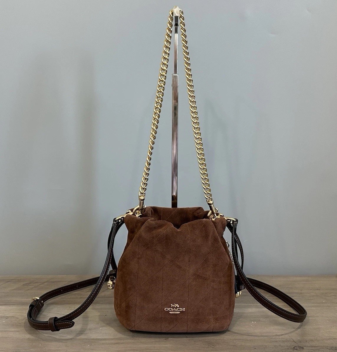COACH Faye Mini Drawstring Crossbody Bag With Quilting CDC42 Vintage Brown/Maple