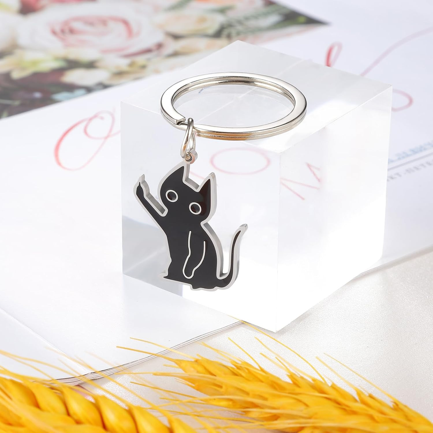 Cat Key Chain, Cute Keychain for Women Cool Stuff Decor Cat Keychain Gifts for C