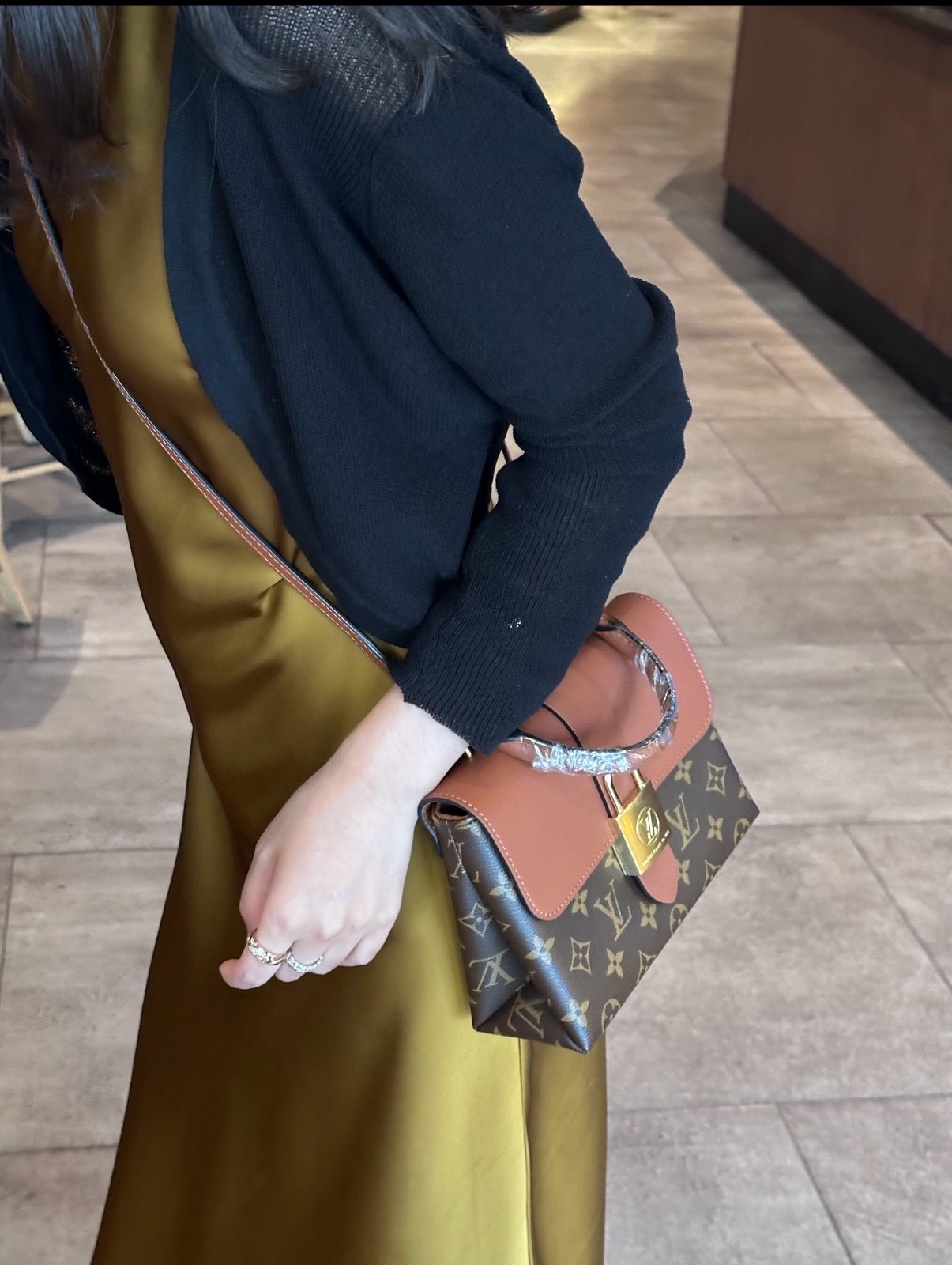 Louis Vuitton Locky BB Small Brown Monogram Caramel Top Handle Crossbody US Ship
