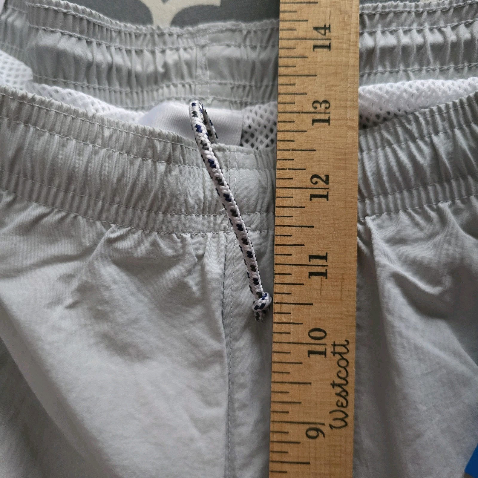 Columbia PFG Shorts Mens L Gray Backcast IV 6 In Inseam Swim Trunks Omni-Shade