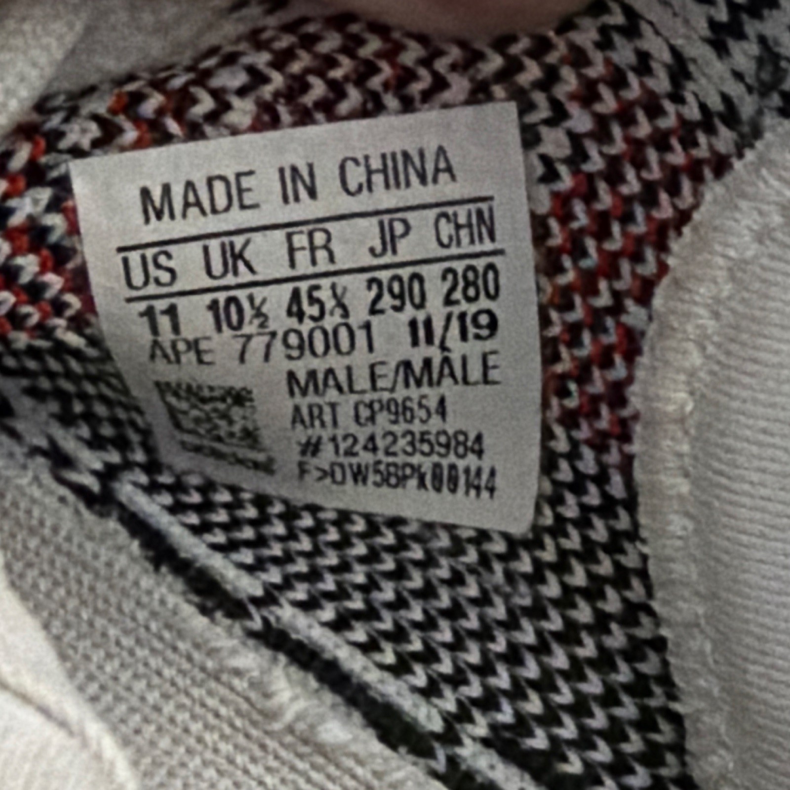 adidas Yeezy Boost 350 V2 Zebra White/Black Primeknit Low Top CP9654 2017