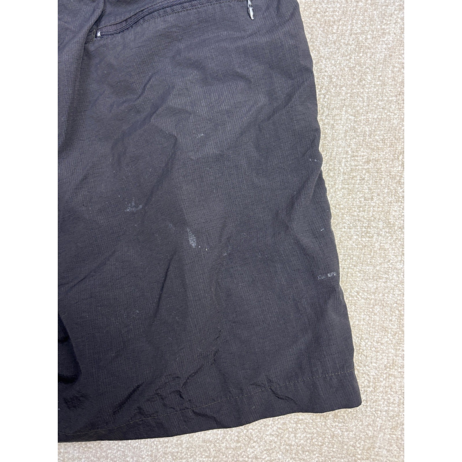 Columbia Mens Black Nylon Cargo Hiking Shorts Mesh Lined Size Medium