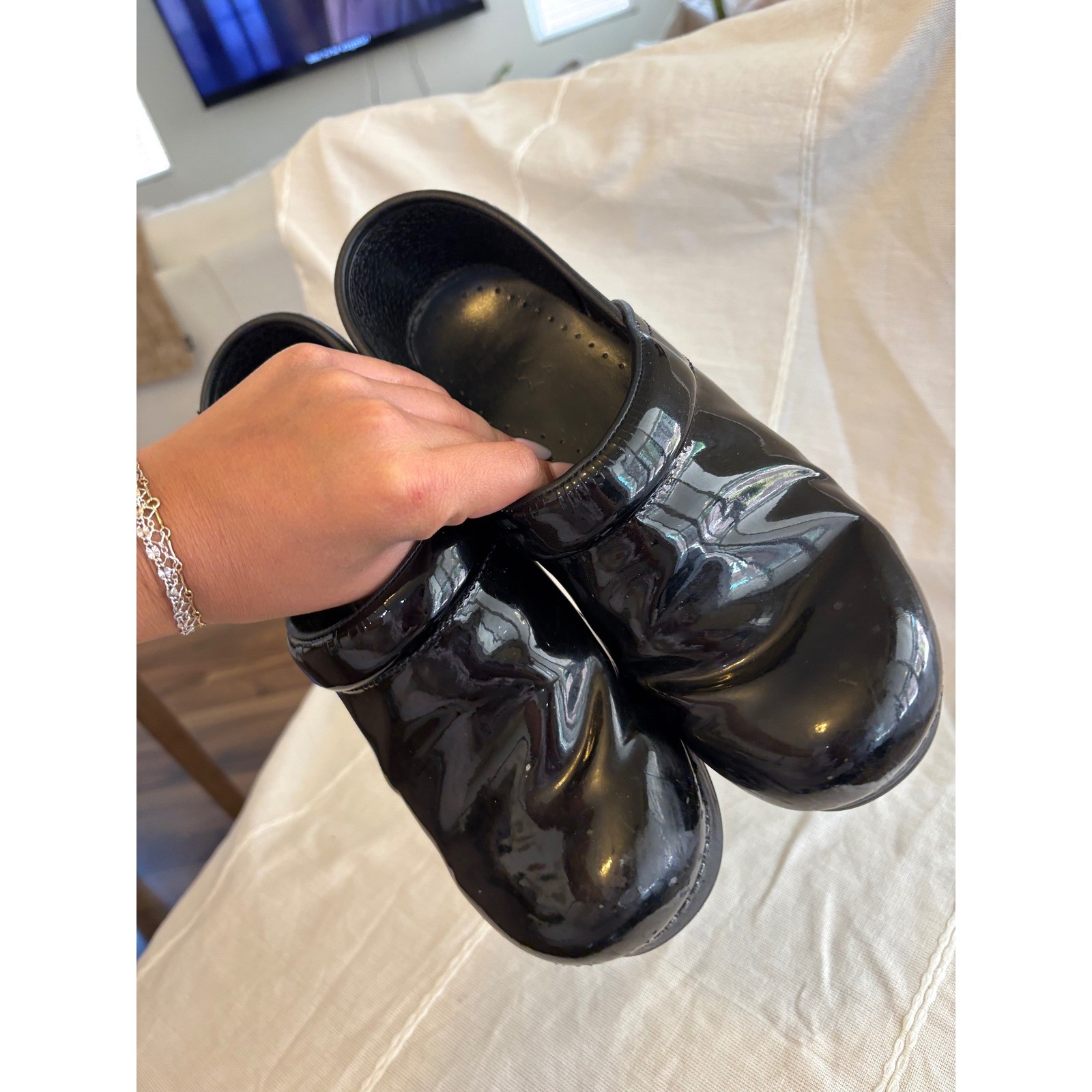 Dansko Professional Black Patent Leather Clogs Womens Size 38 Nursing Shoes