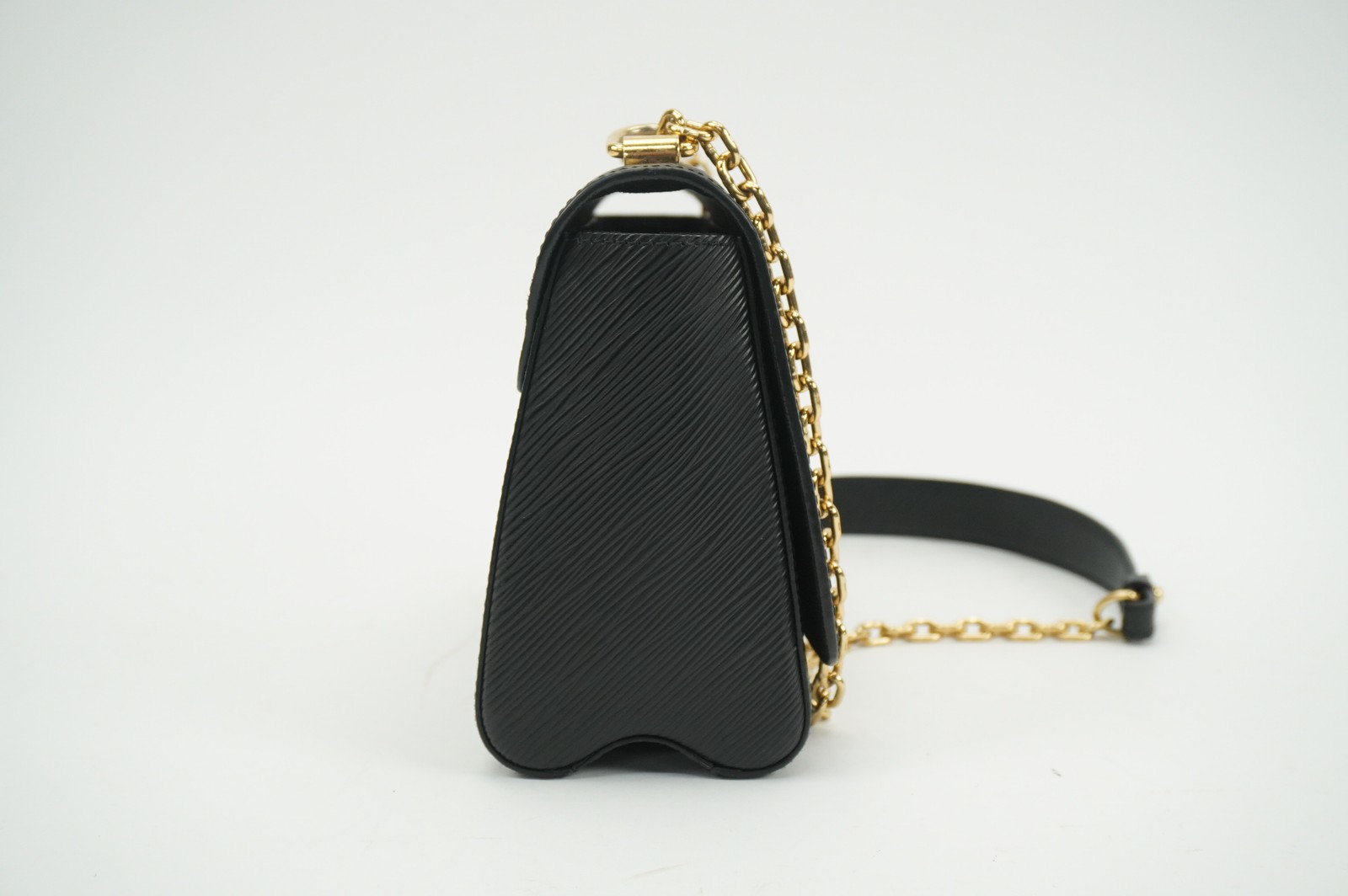 Louis Vuitton Twist MM M21554 Black Epi Leather Shoulder Bag 9.1″ x 6.7″ x 3.7″